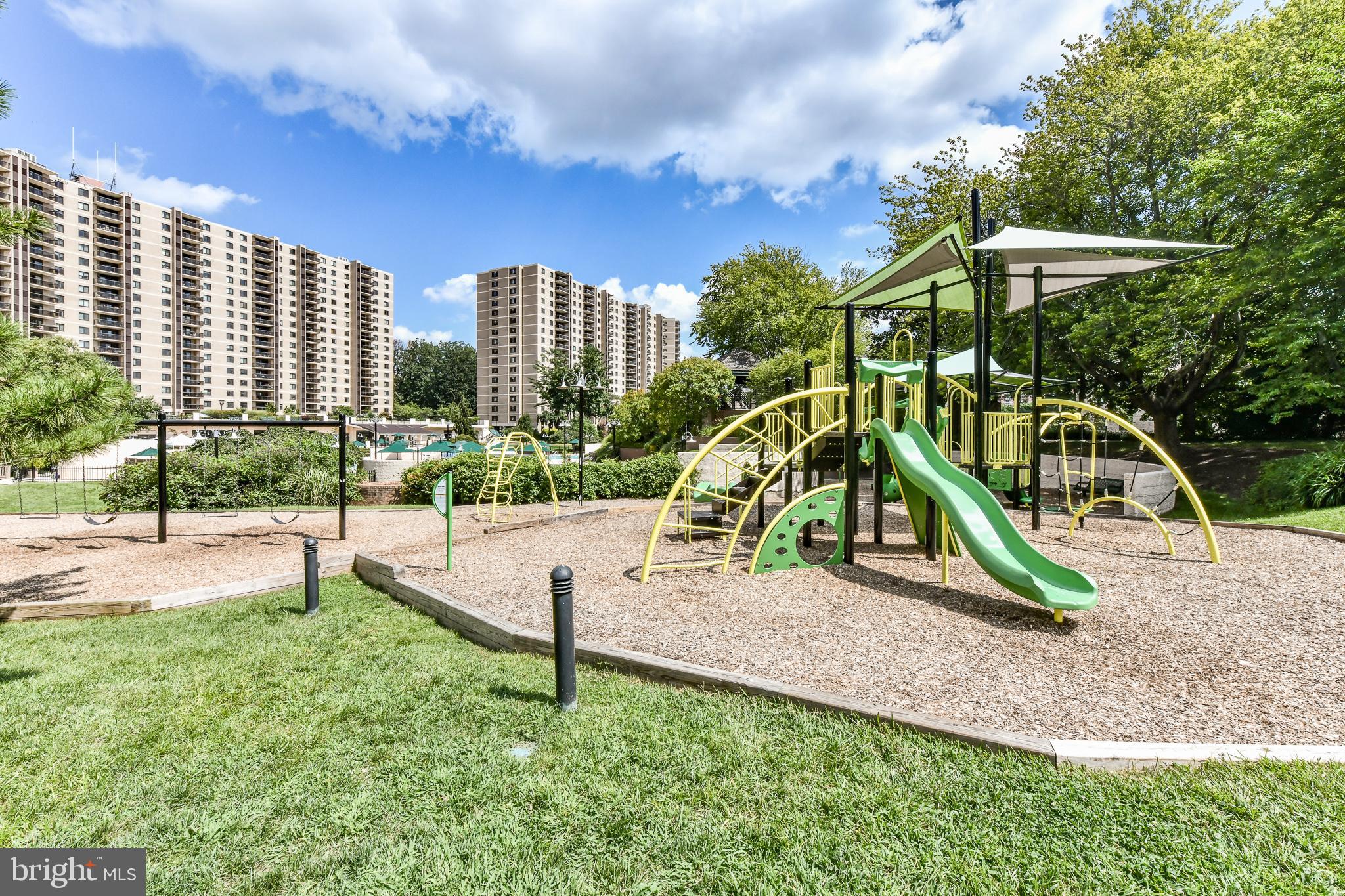 WATERGATE AT LANDMARK - Residential Lease