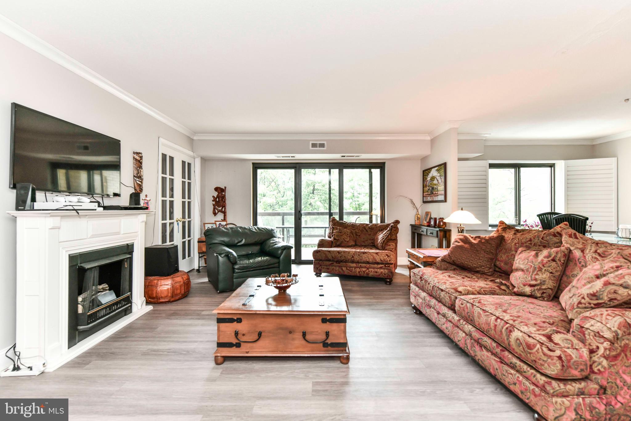 WATERGATE AT LANDMARK - Residential Lease