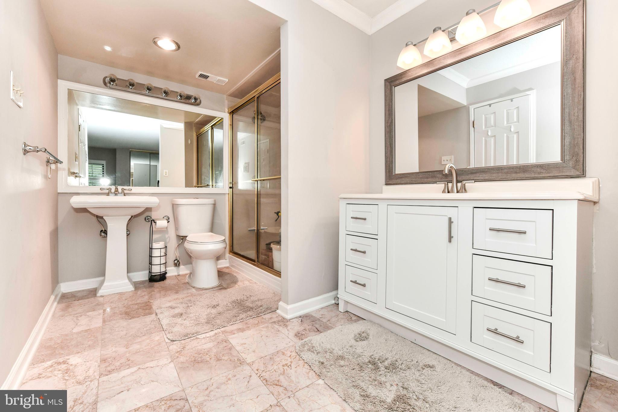 WATERGATE AT LANDMARK - Residential Lease