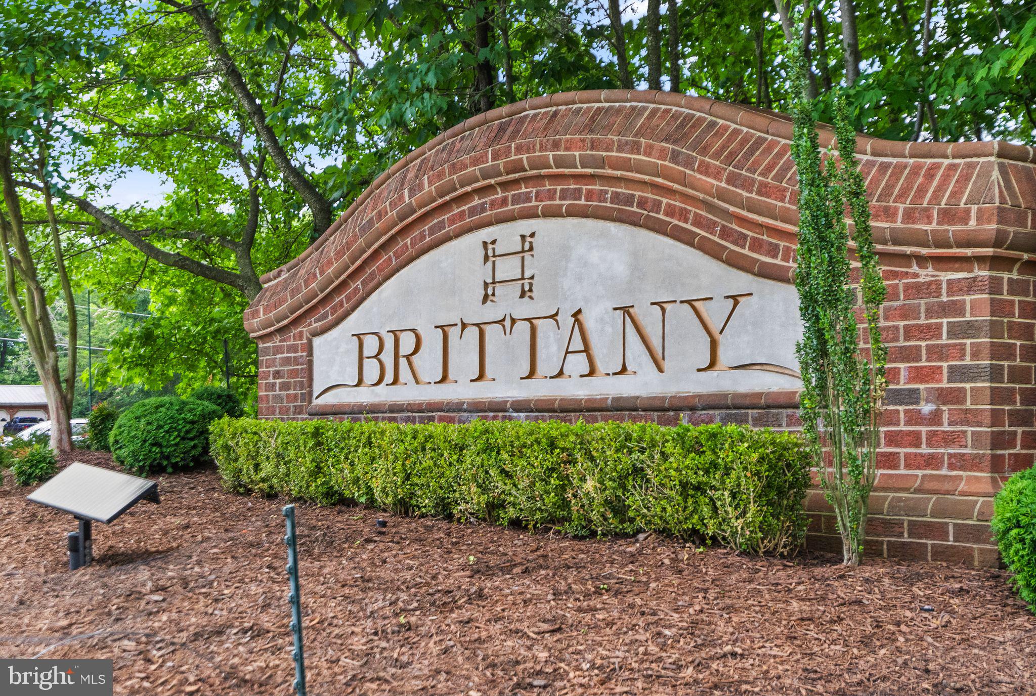 BRITTANY - Residential