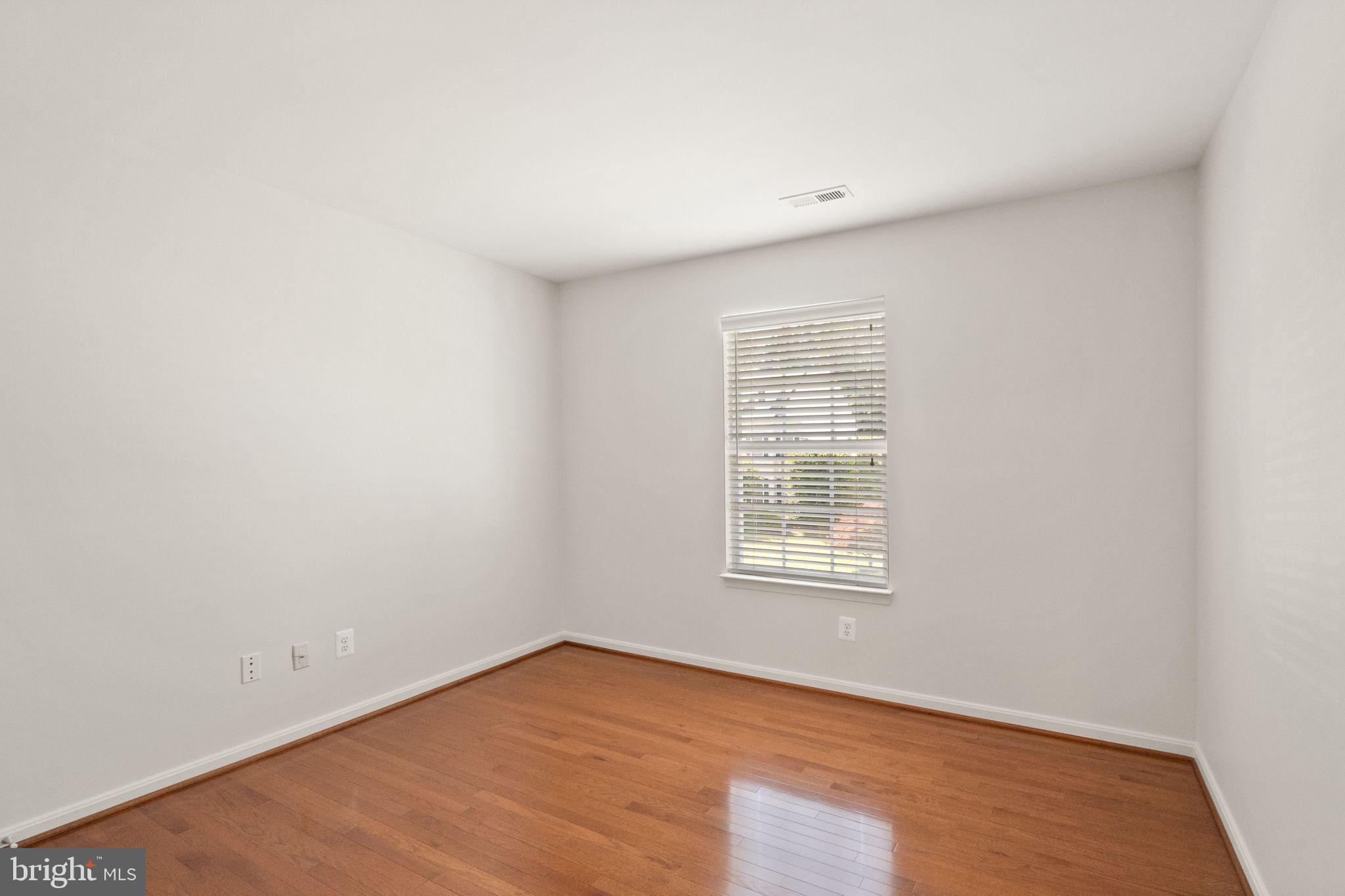 BRITTANY - Residential