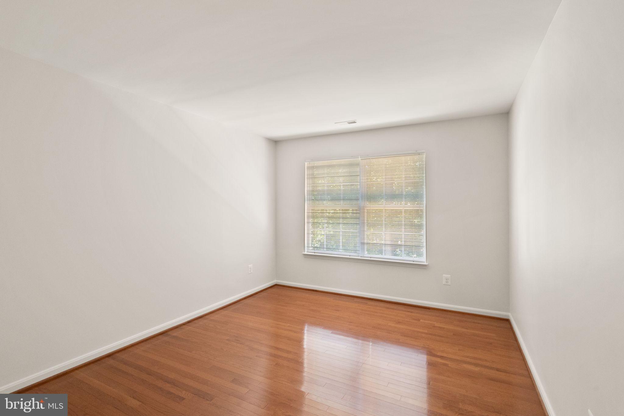 BRITTANY - Residential