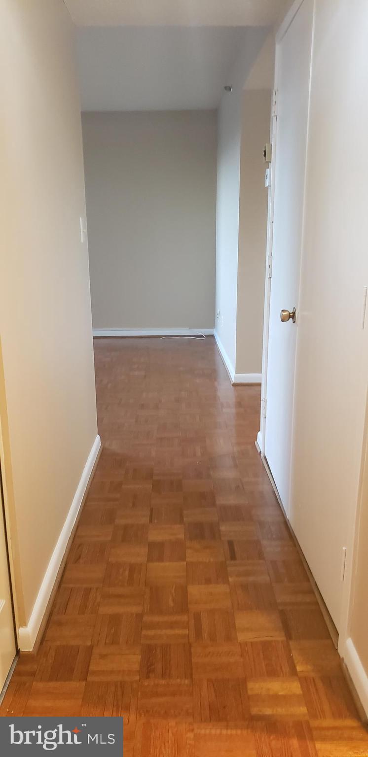 SKYLINE HOUSE - Residential Lease