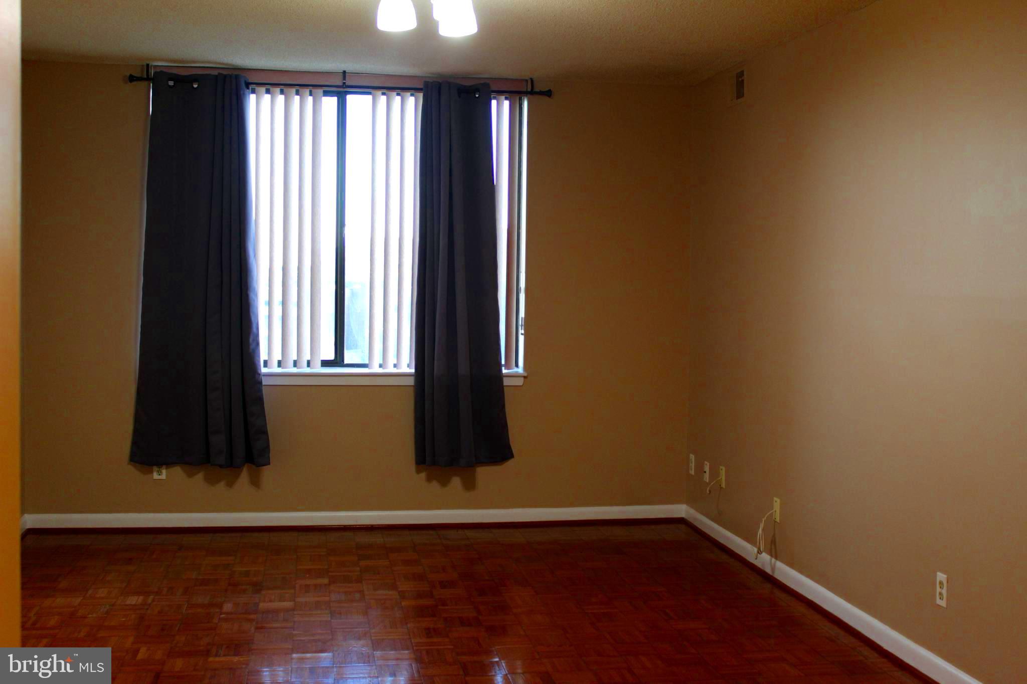 SKYLINE HOUSE - Residential Lease