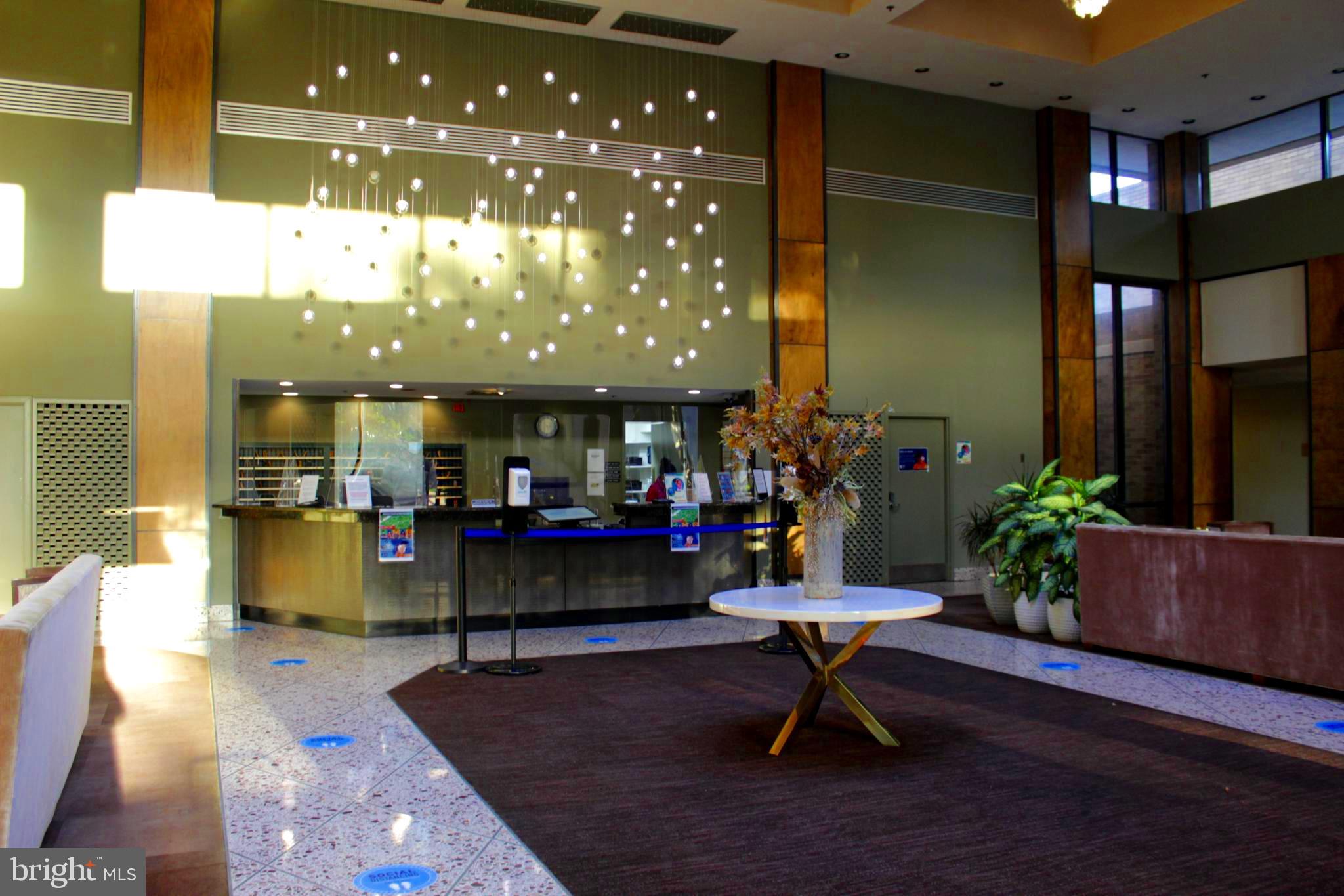 SKYLINE HOUSE - Residential Lease