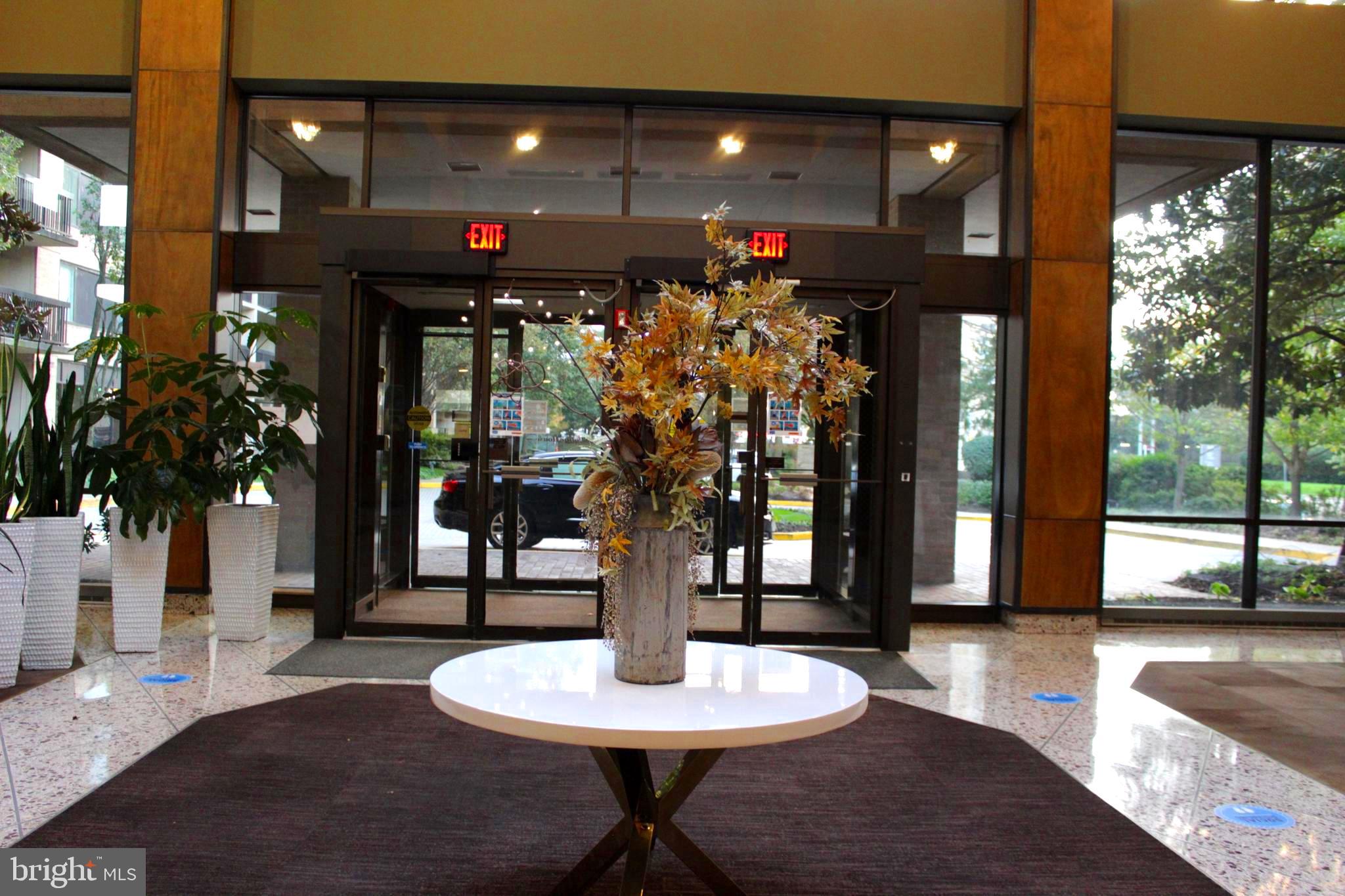 SKYLINE HOUSE - Residential Lease