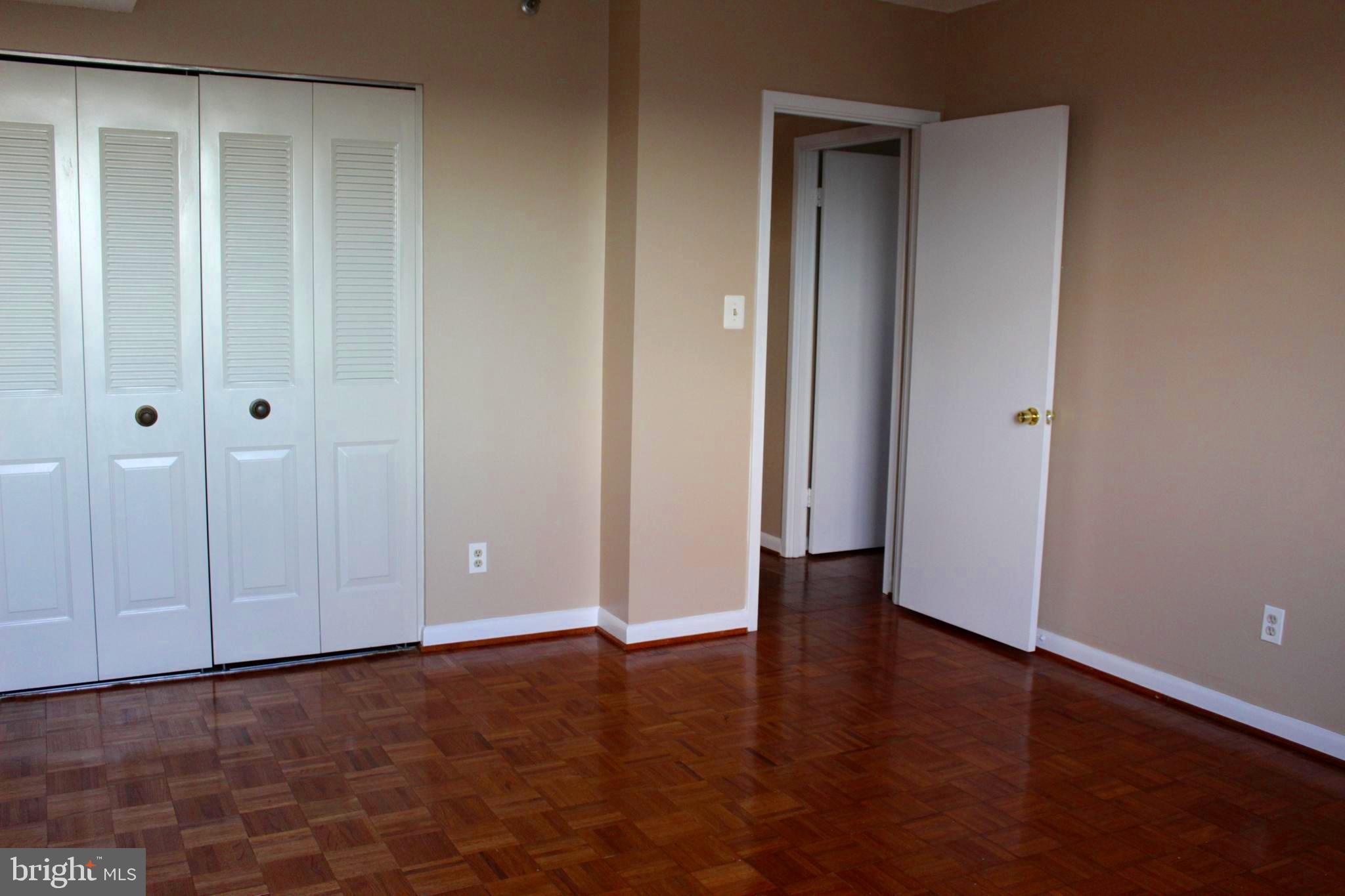 SKYLINE HOUSE - Residential Lease