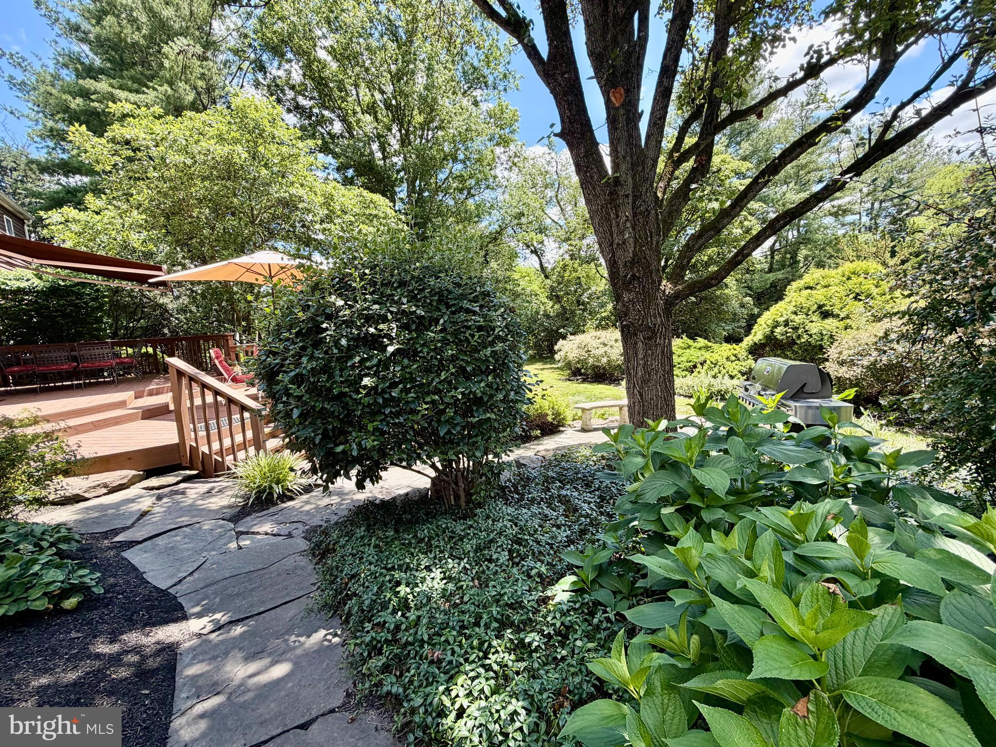 950 CAMELOT ROAD
