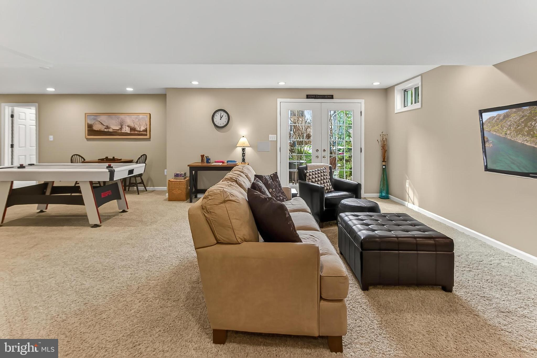 WHISPERWOOD - Residential