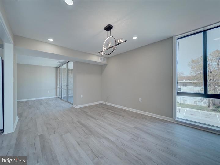 CHELSEA WOODS-PHASE 3> - Residential