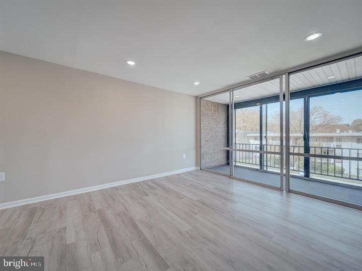 CHELSEA WOODS-PHASE 3> - Residential