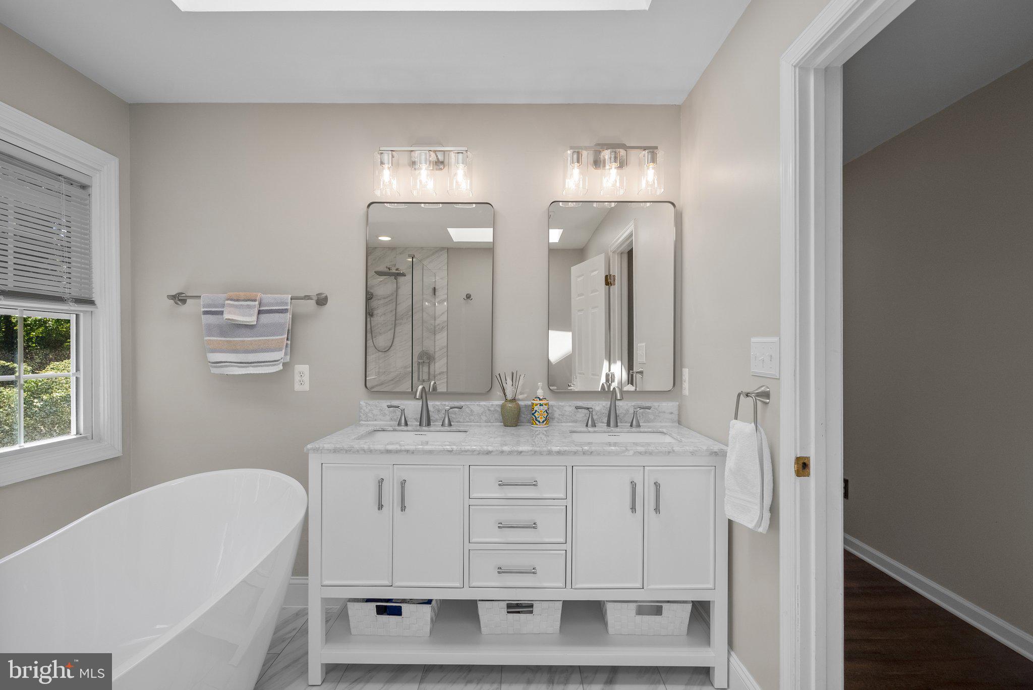 MAGOTHY PARK - Residential