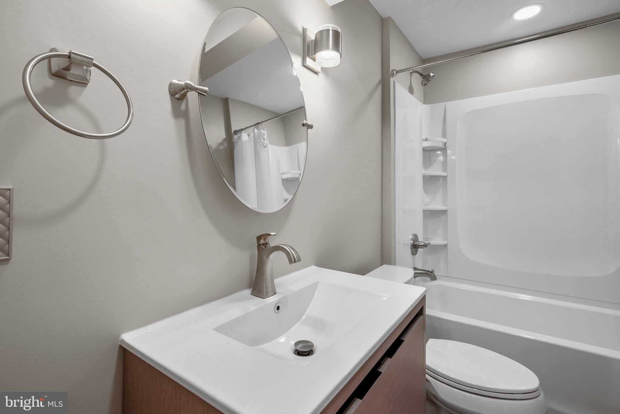 MAGOTHY PARK - Residential