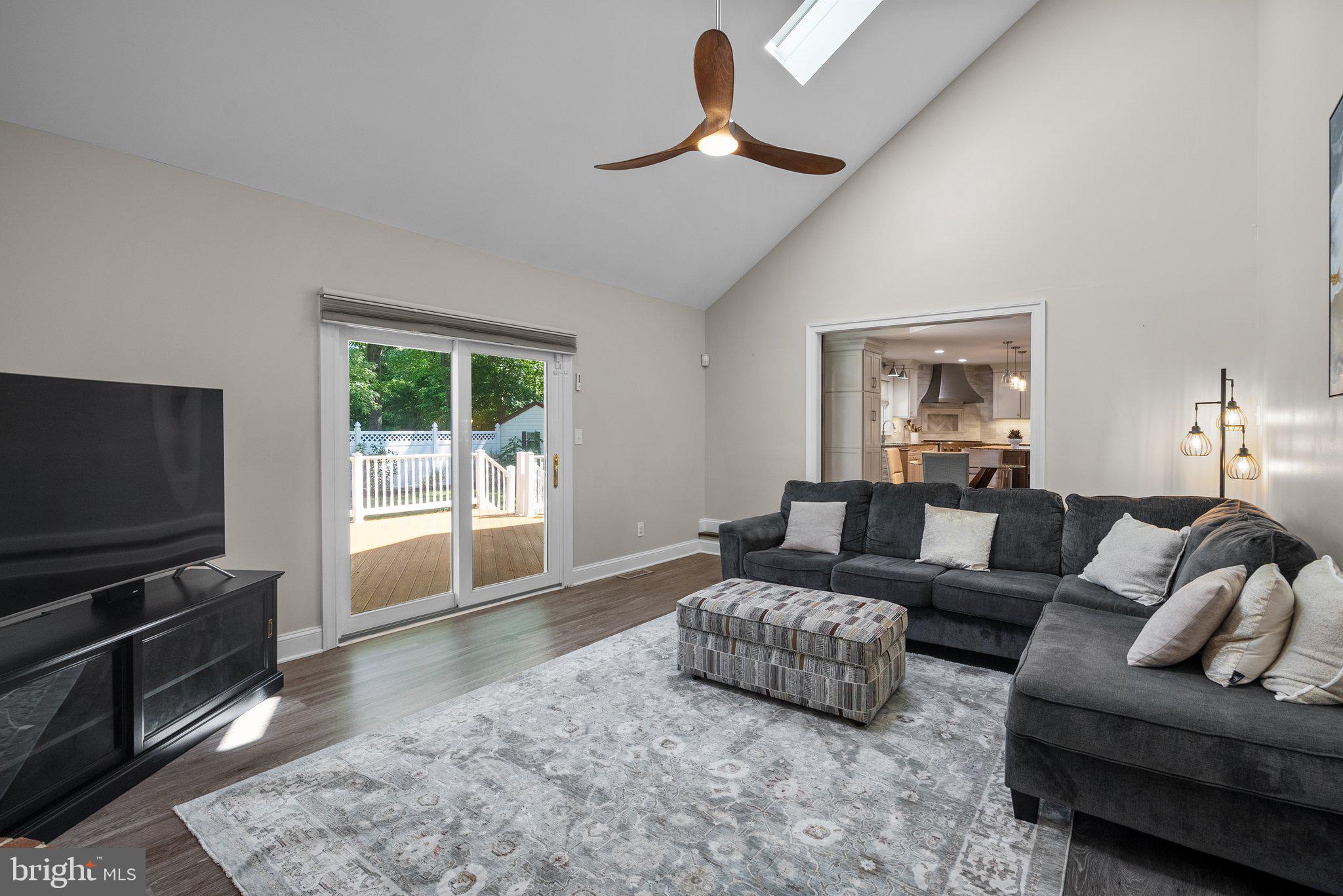 MAGOTHY PARK - Residential