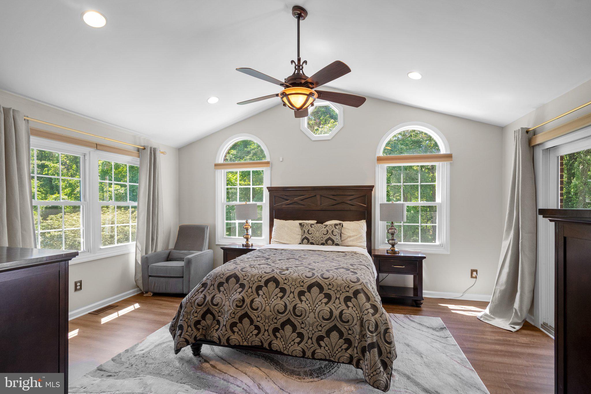 MAGOTHY PARK - Residential