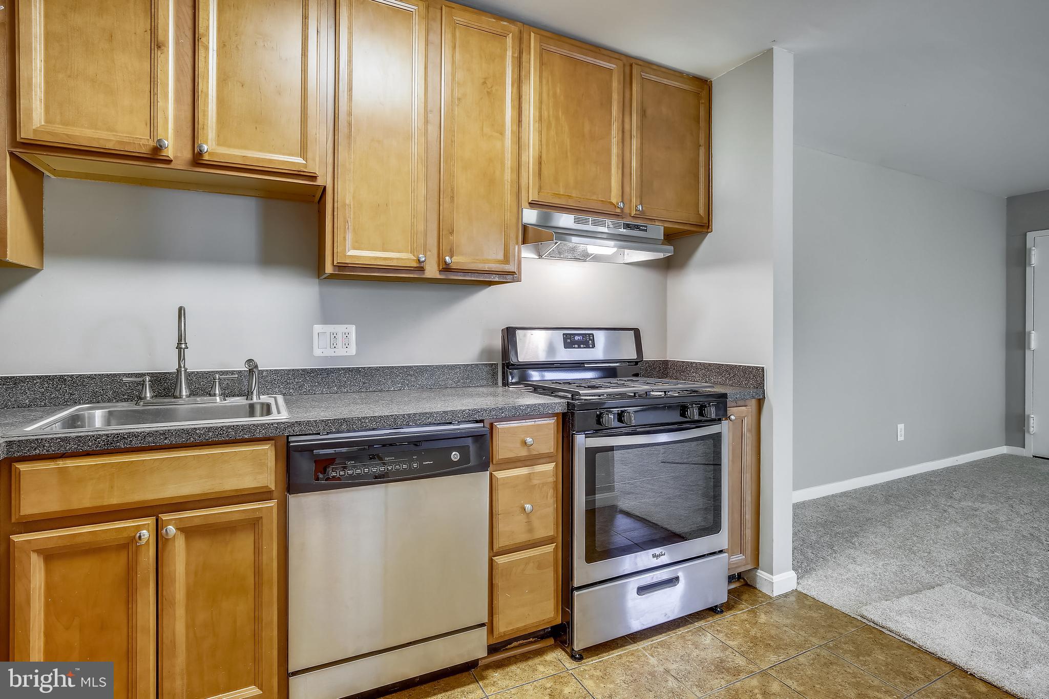 COLCHESTER TOWNE - Residential