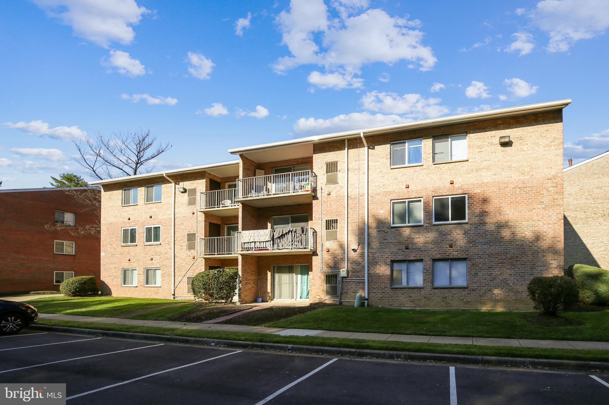 COLCHESTER TOWNE - Residential