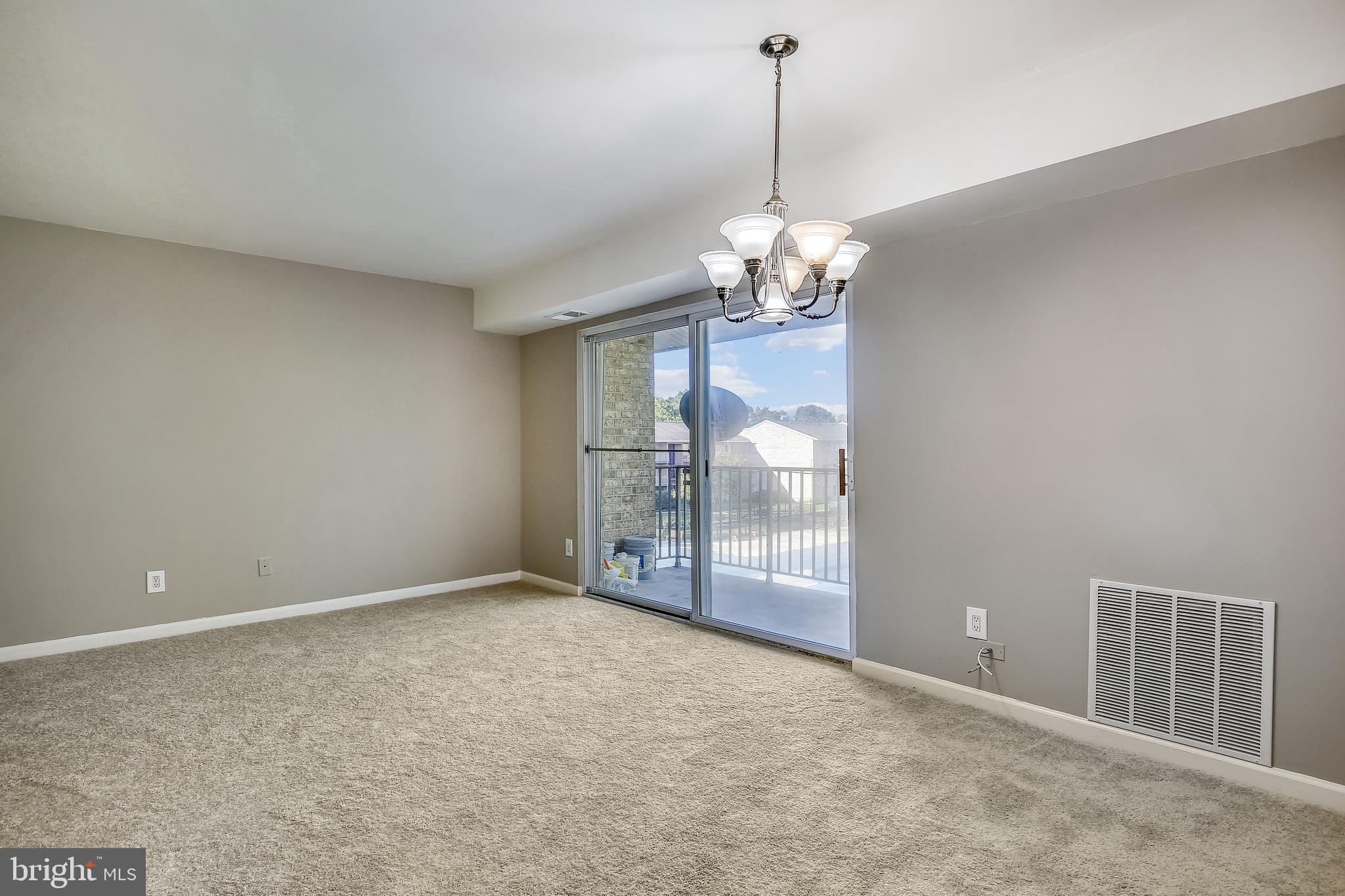 COLCHESTER TOWNE - Residential