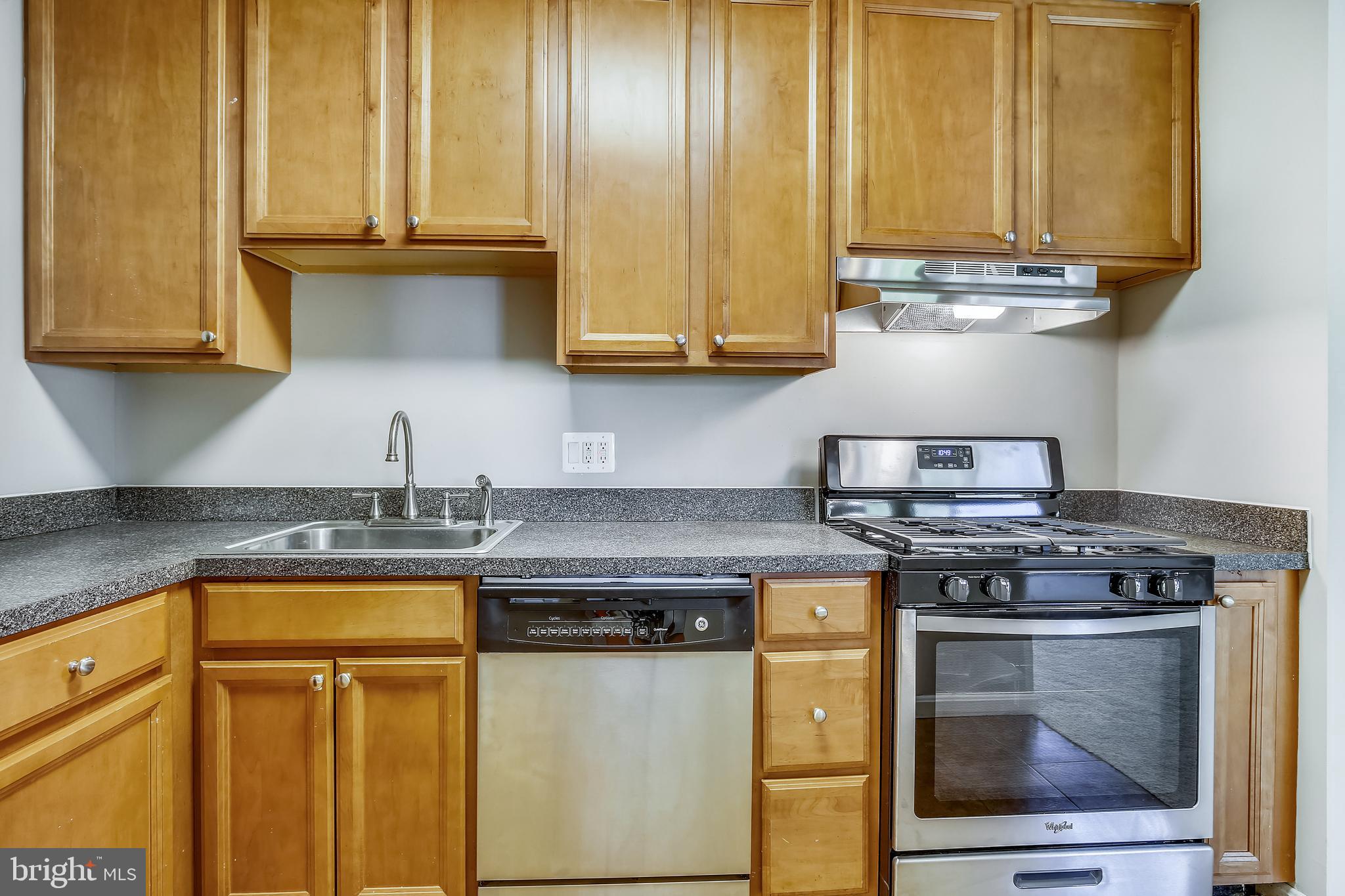 COLCHESTER TOWNE - Residential