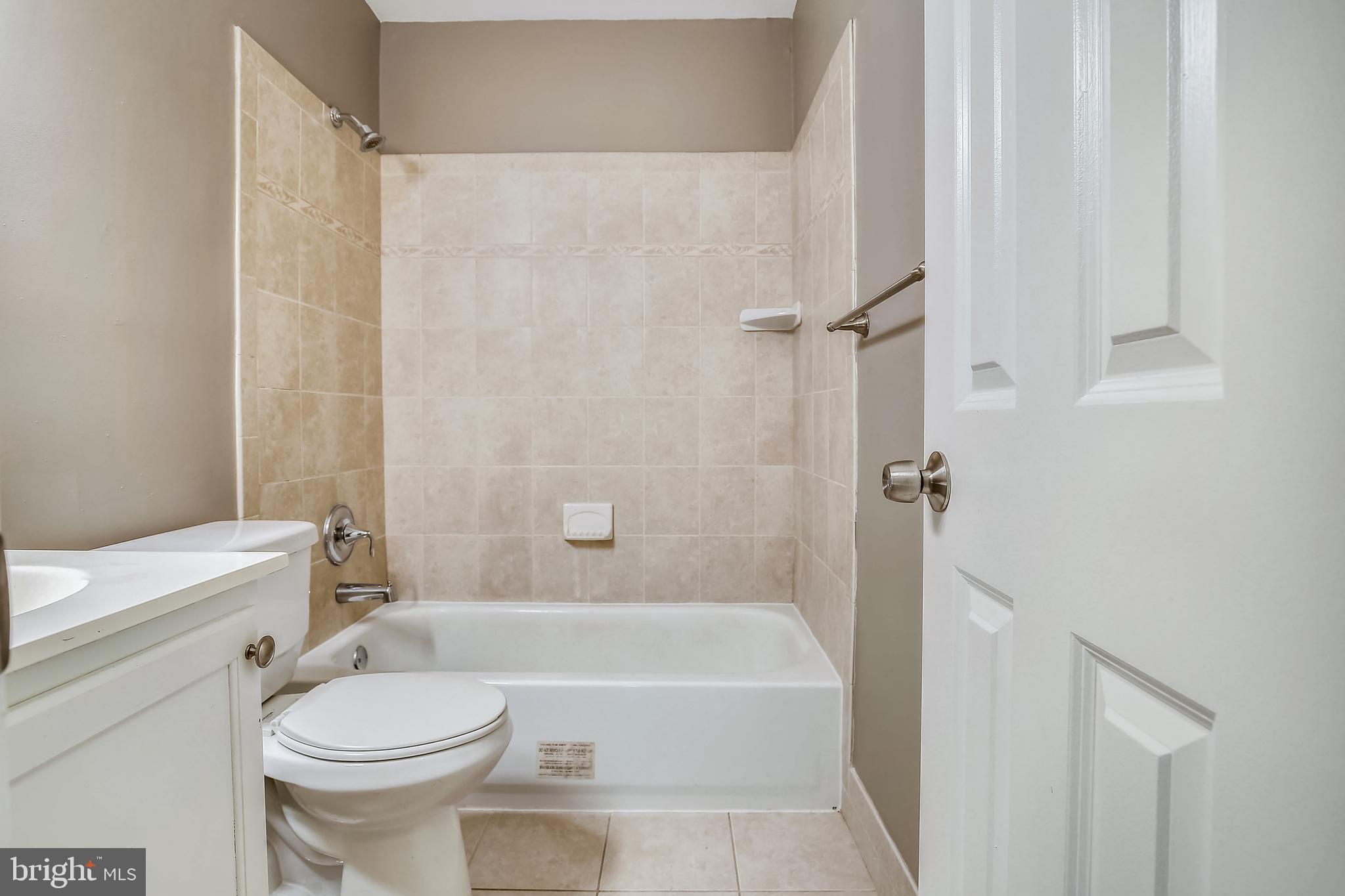 COLCHESTER TOWNE - Residential