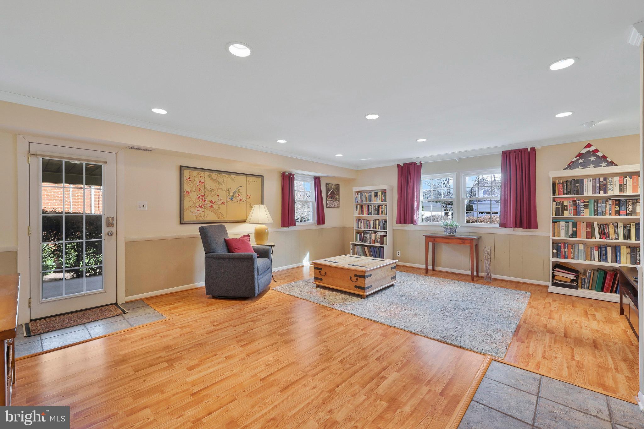 WEST LEWINSVILLE HEIGHTS - Residential