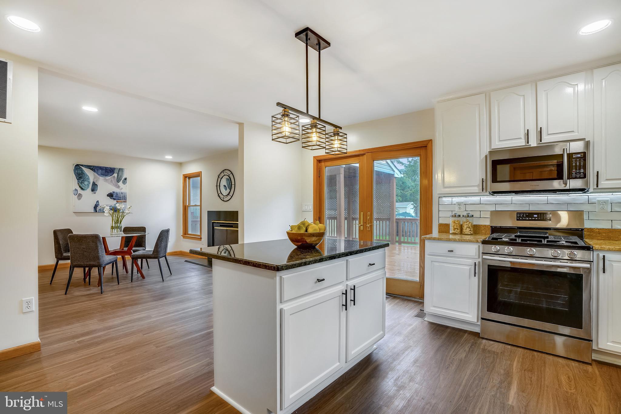 HIGH RIDGE PARK - Residential