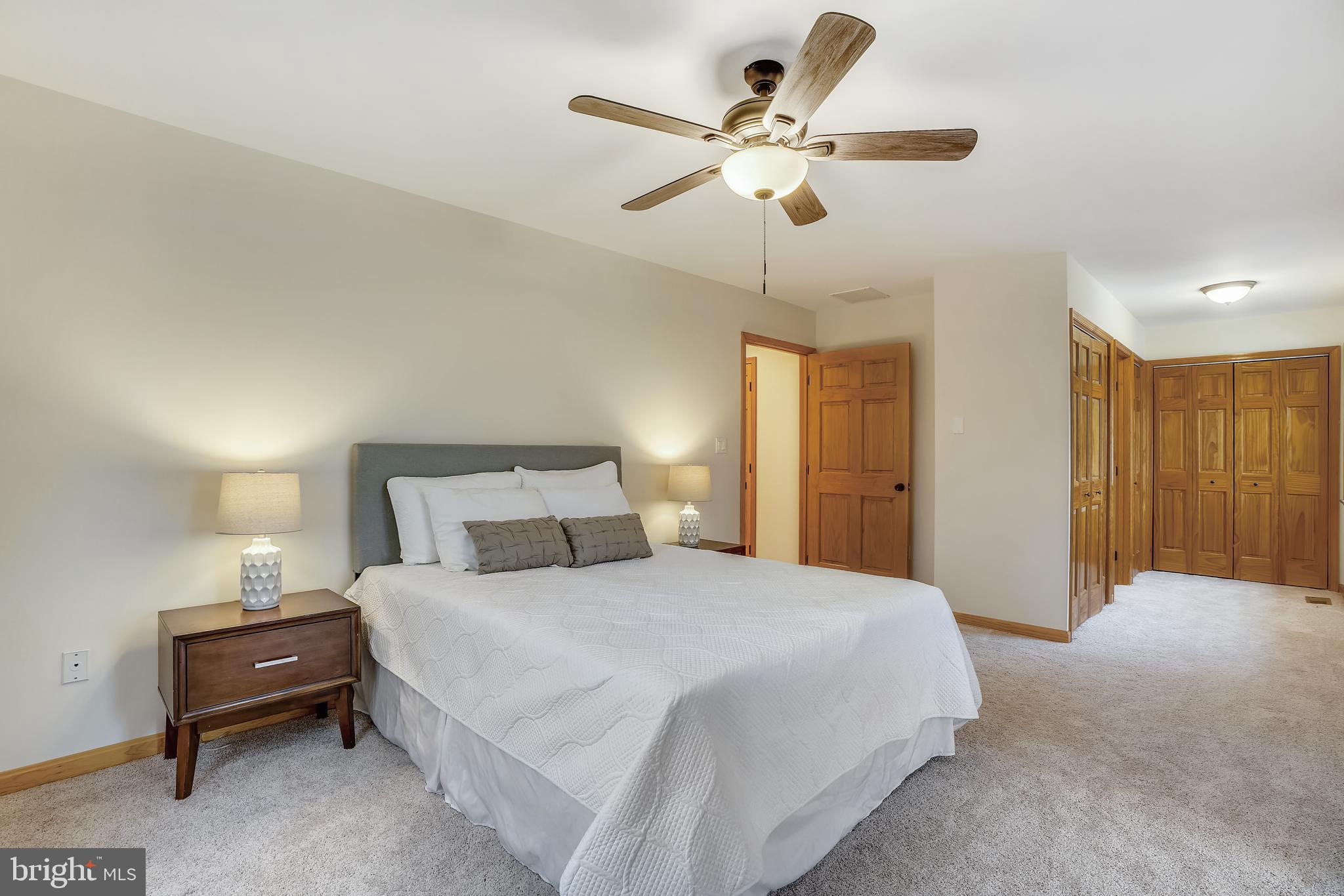 HIGH RIDGE PARK - Residential