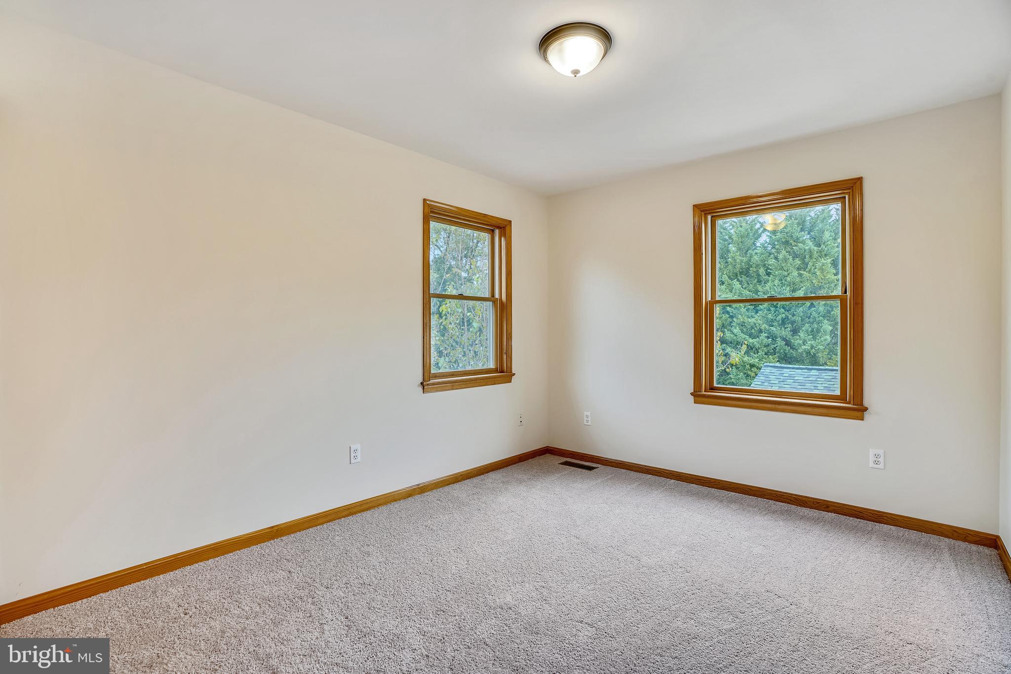 HIGH RIDGE PARK - Residential