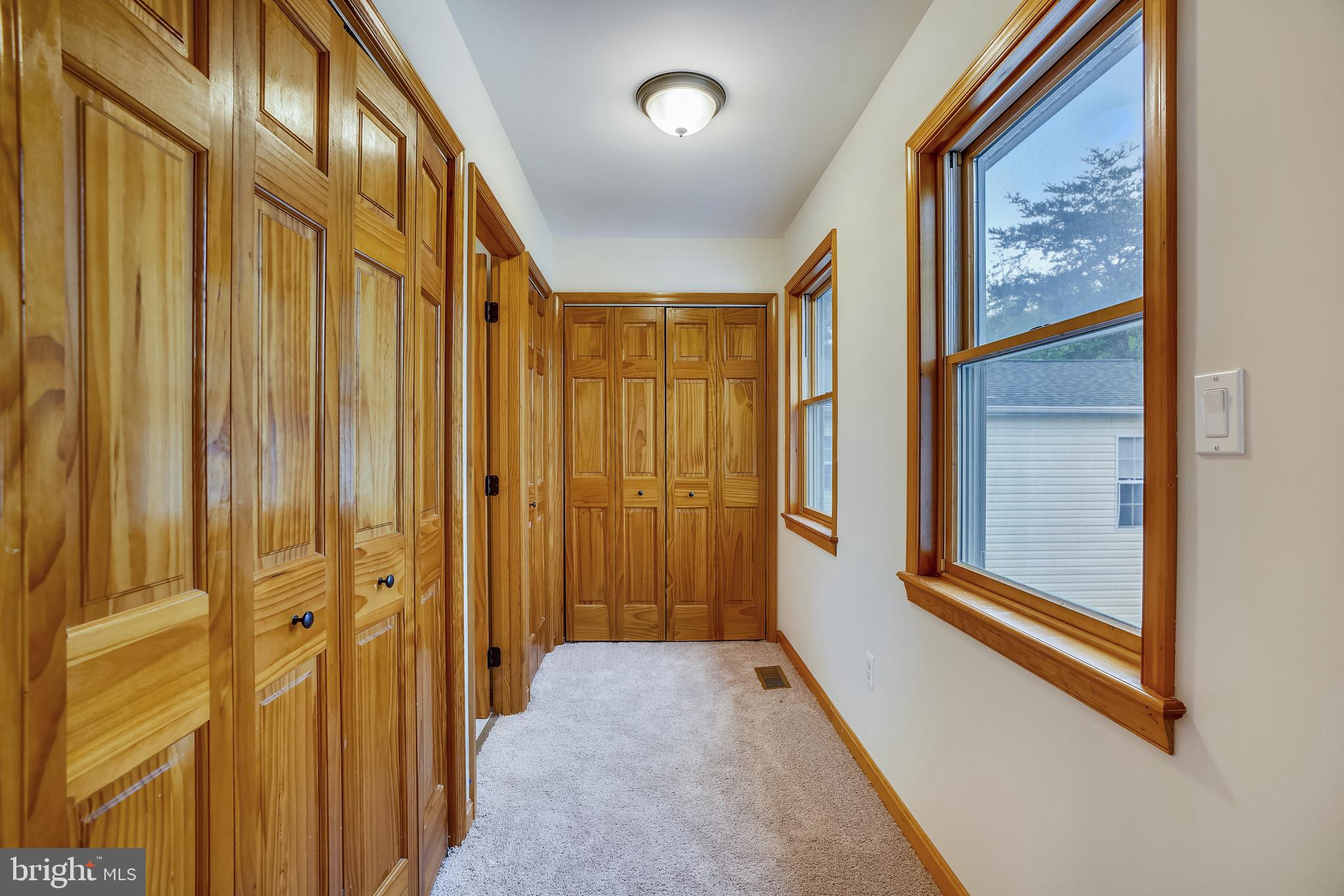 HIGH RIDGE PARK - Residential