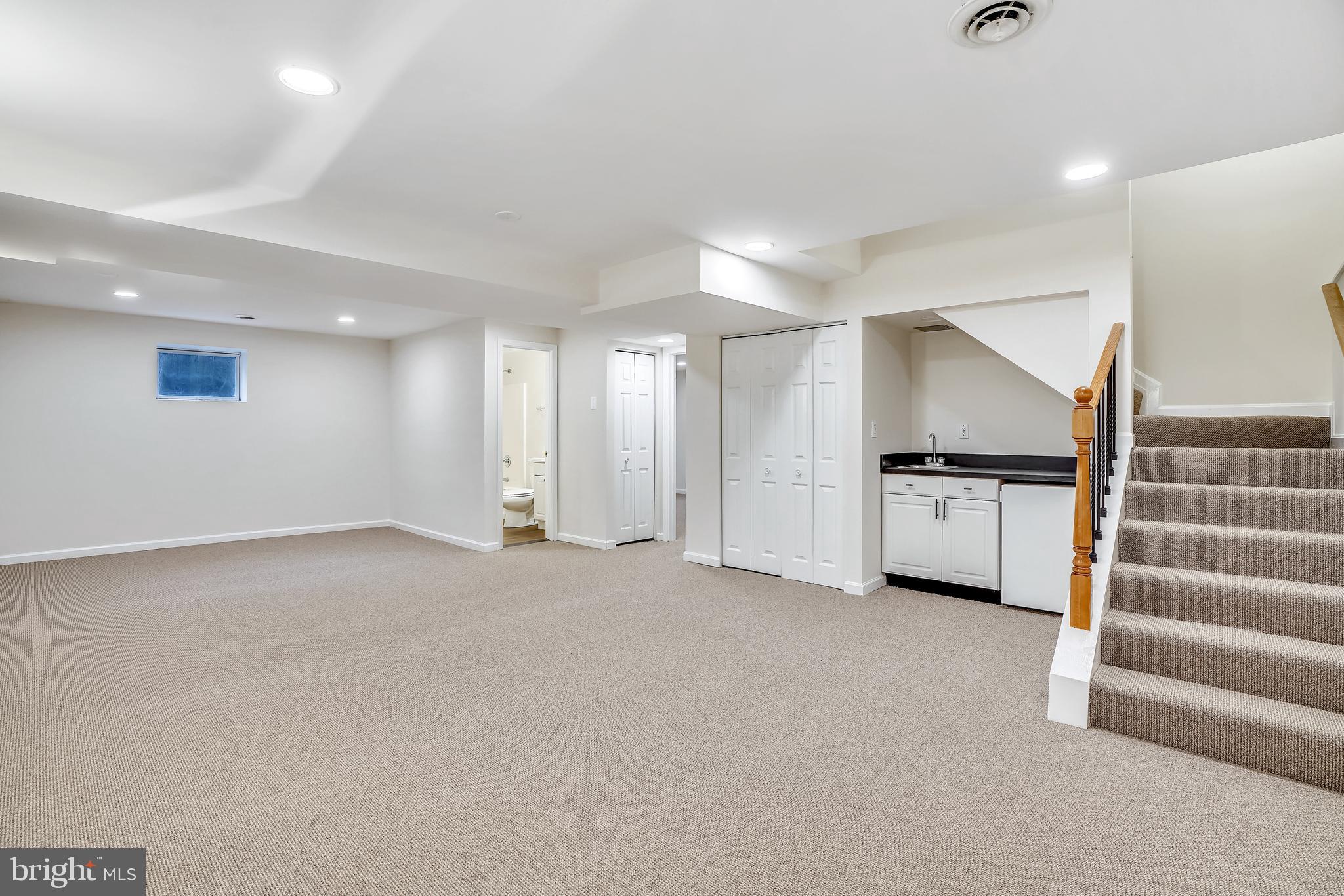 HIGH RIDGE PARK - Residential