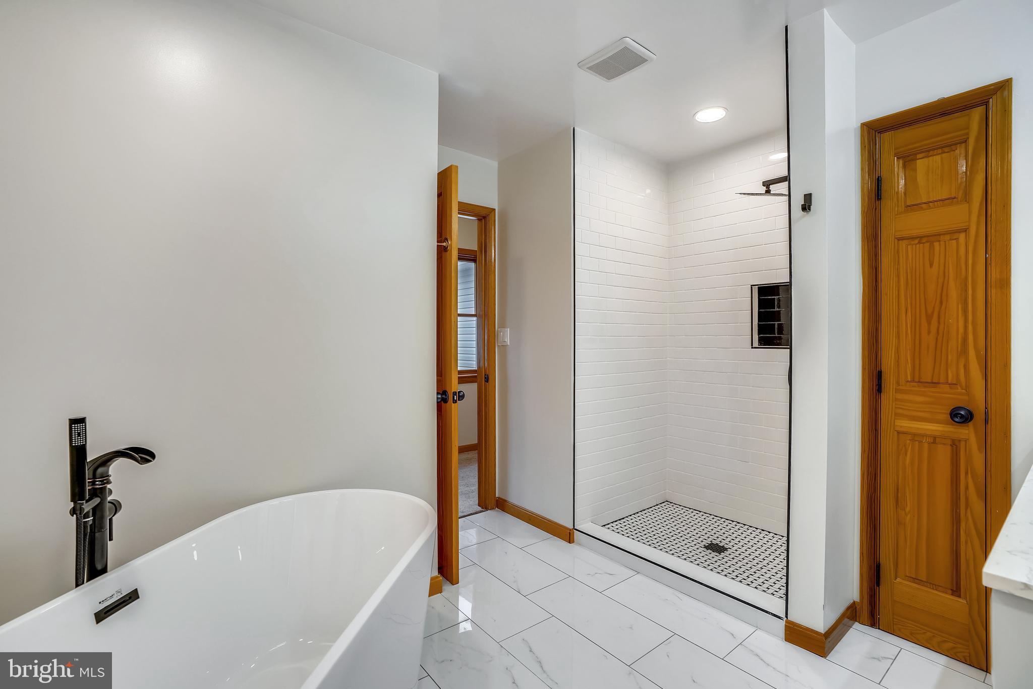 HIGH RIDGE PARK - Residential