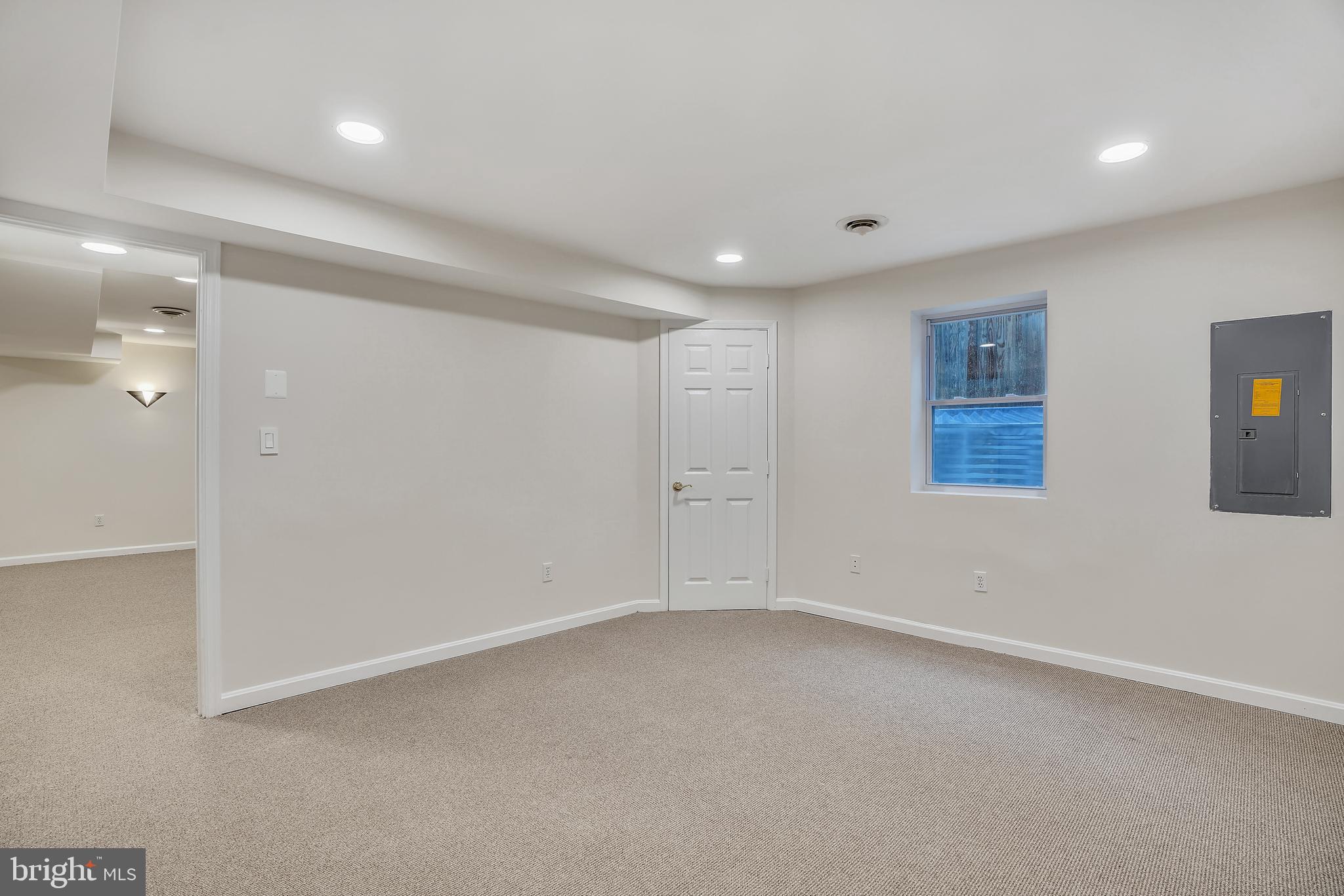 HIGH RIDGE PARK - Residential