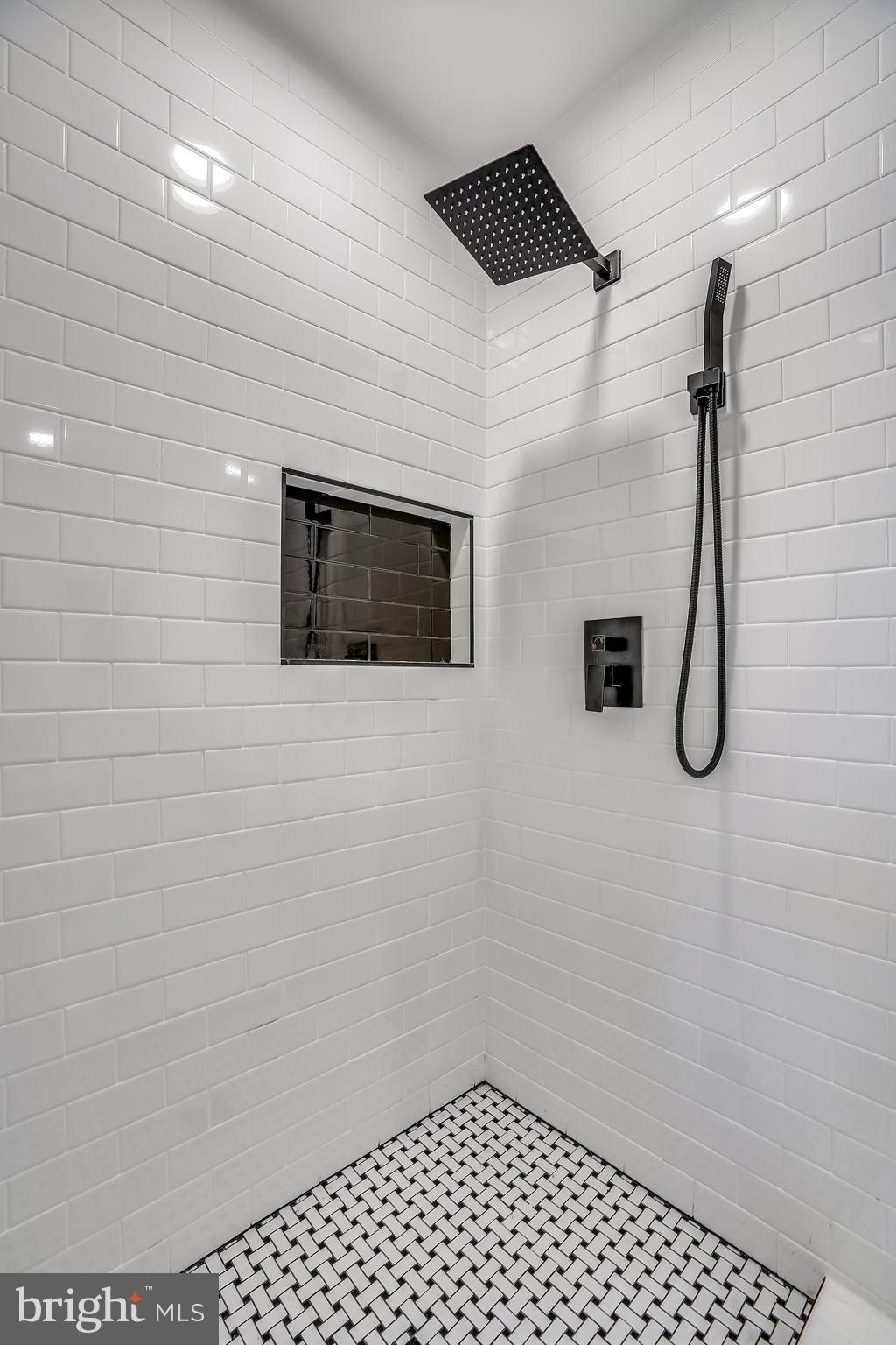 HIGH RIDGE PARK - Residential