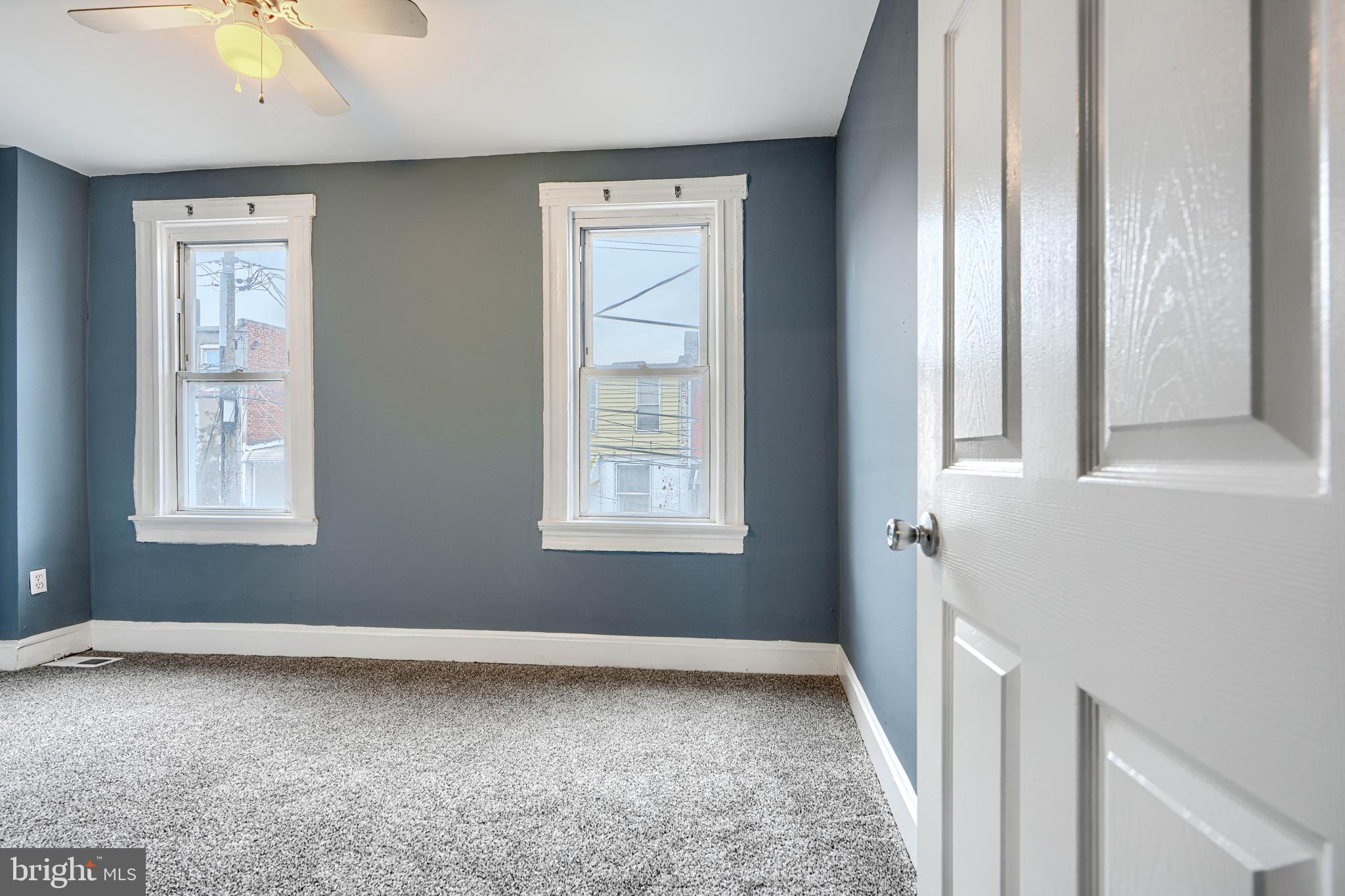 FOUR BY FOUR - Residential