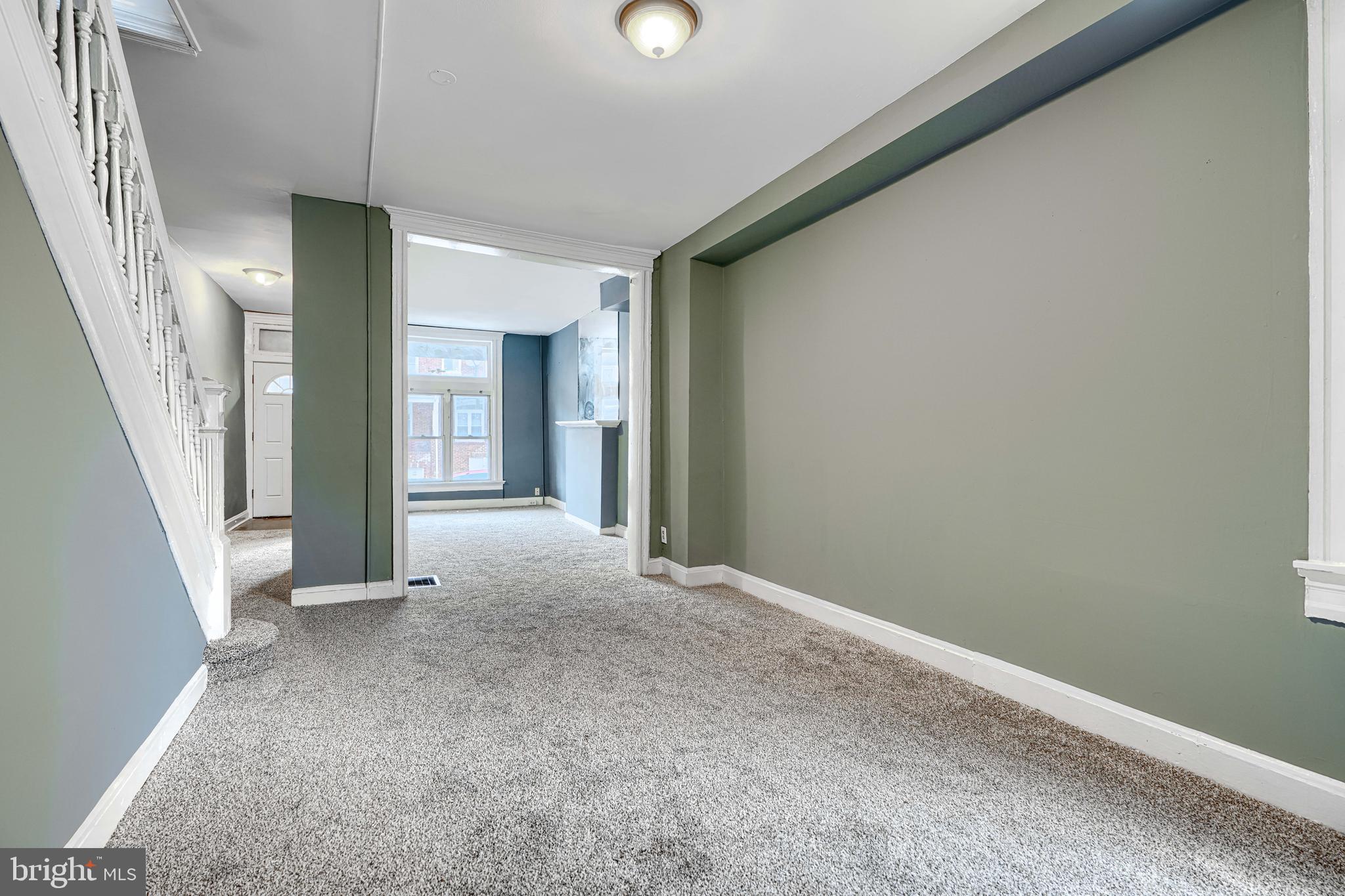 FOUR BY FOUR - Residential