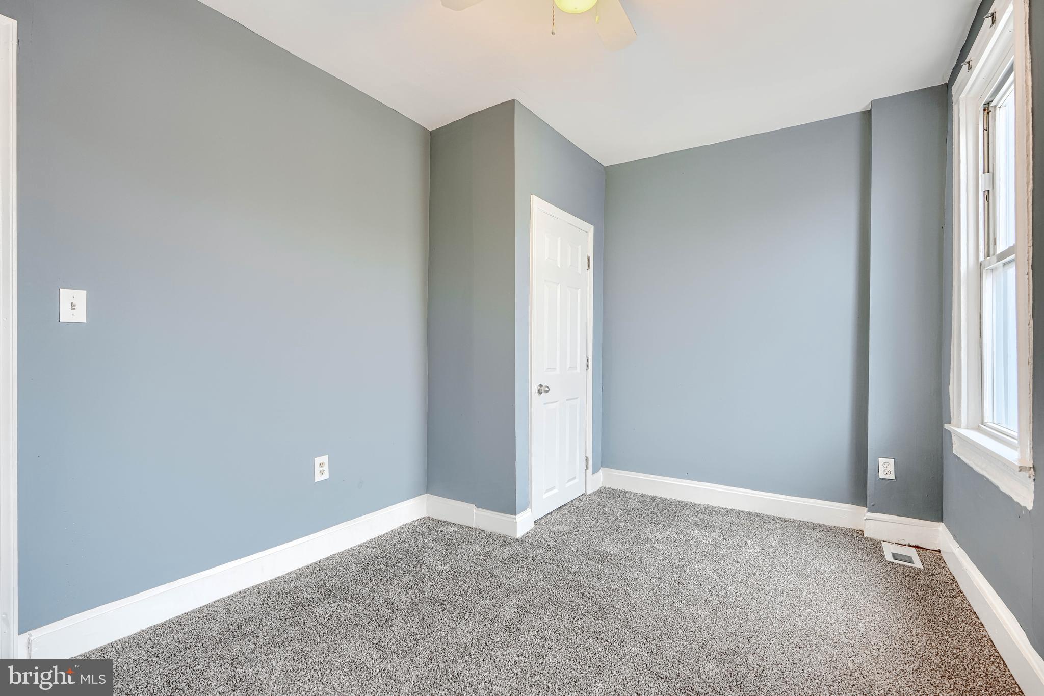 FOUR BY FOUR - Residential