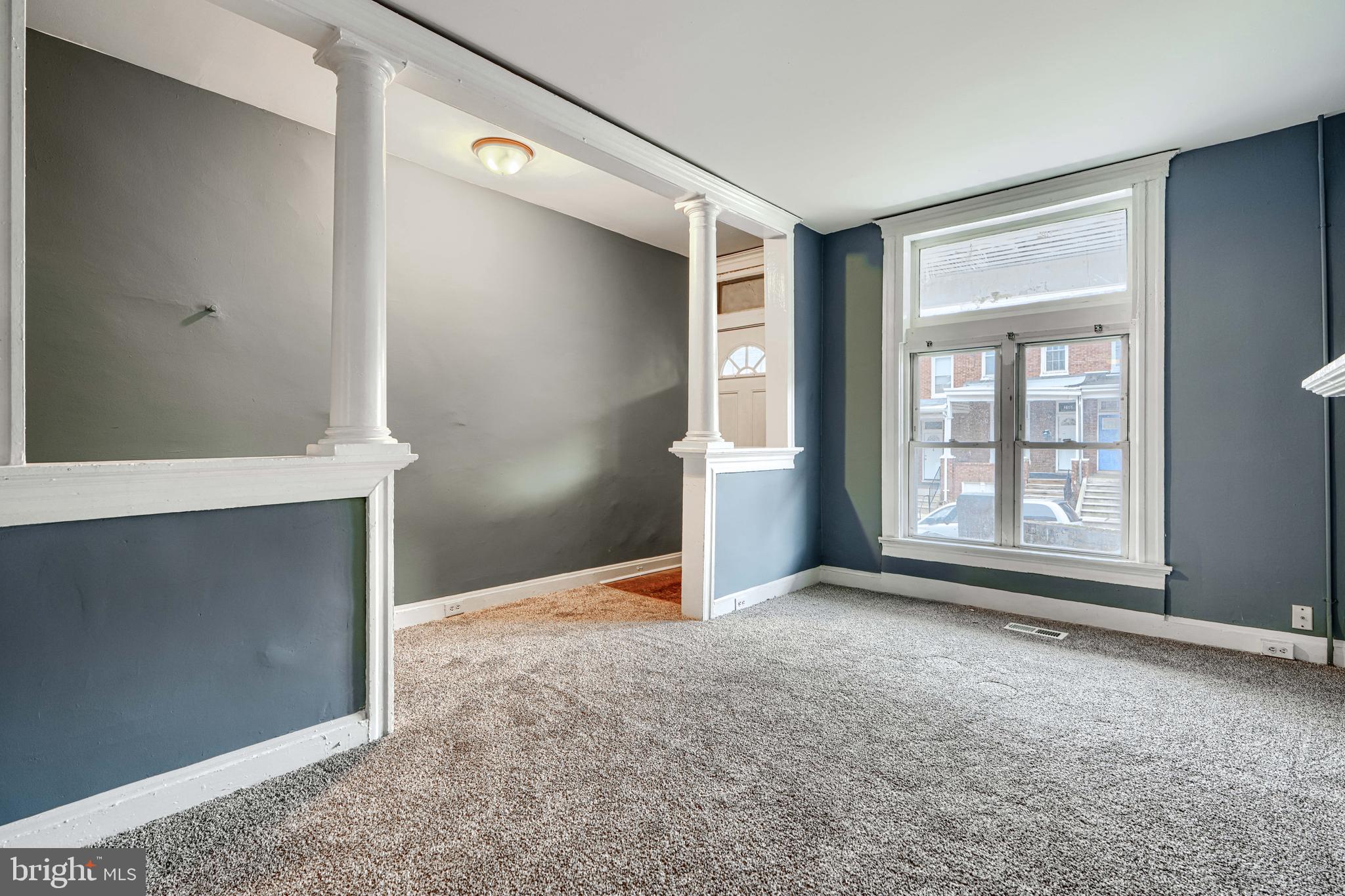 FOUR BY FOUR - Residential