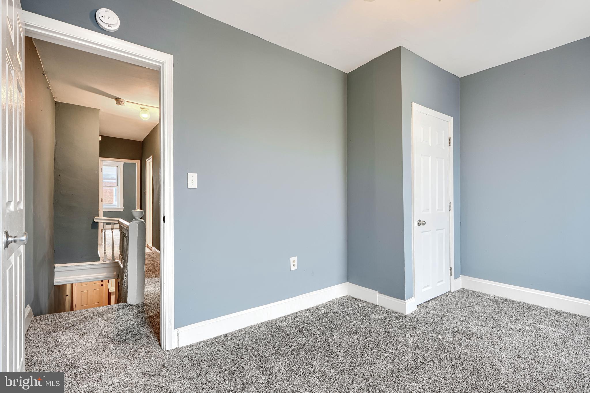 FOUR BY FOUR - Residential