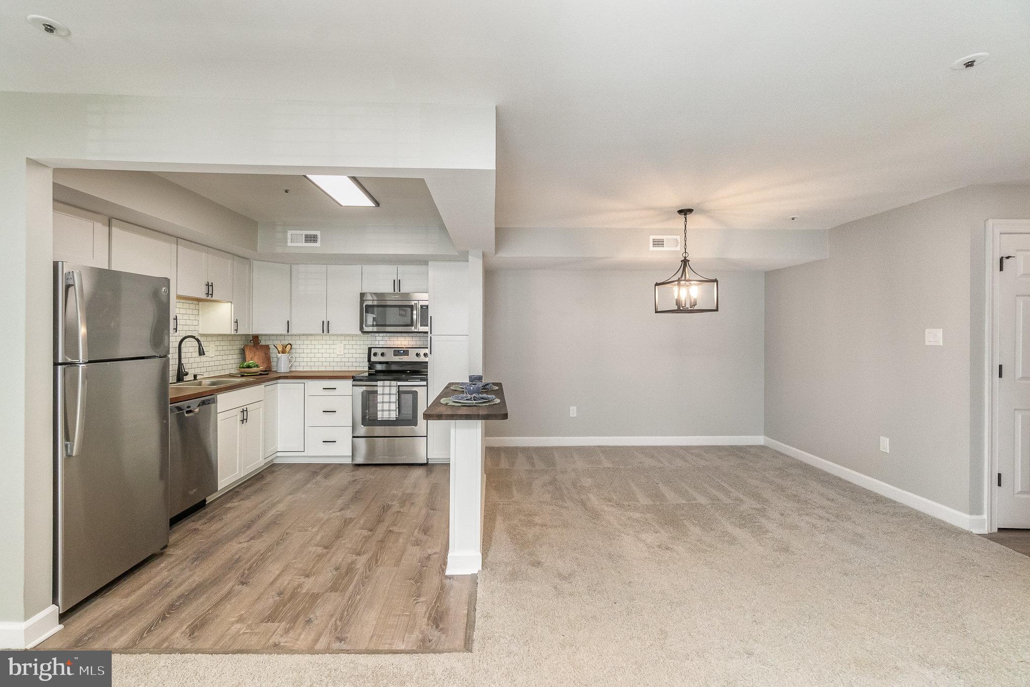 BRENTWOOD PARK - Residential