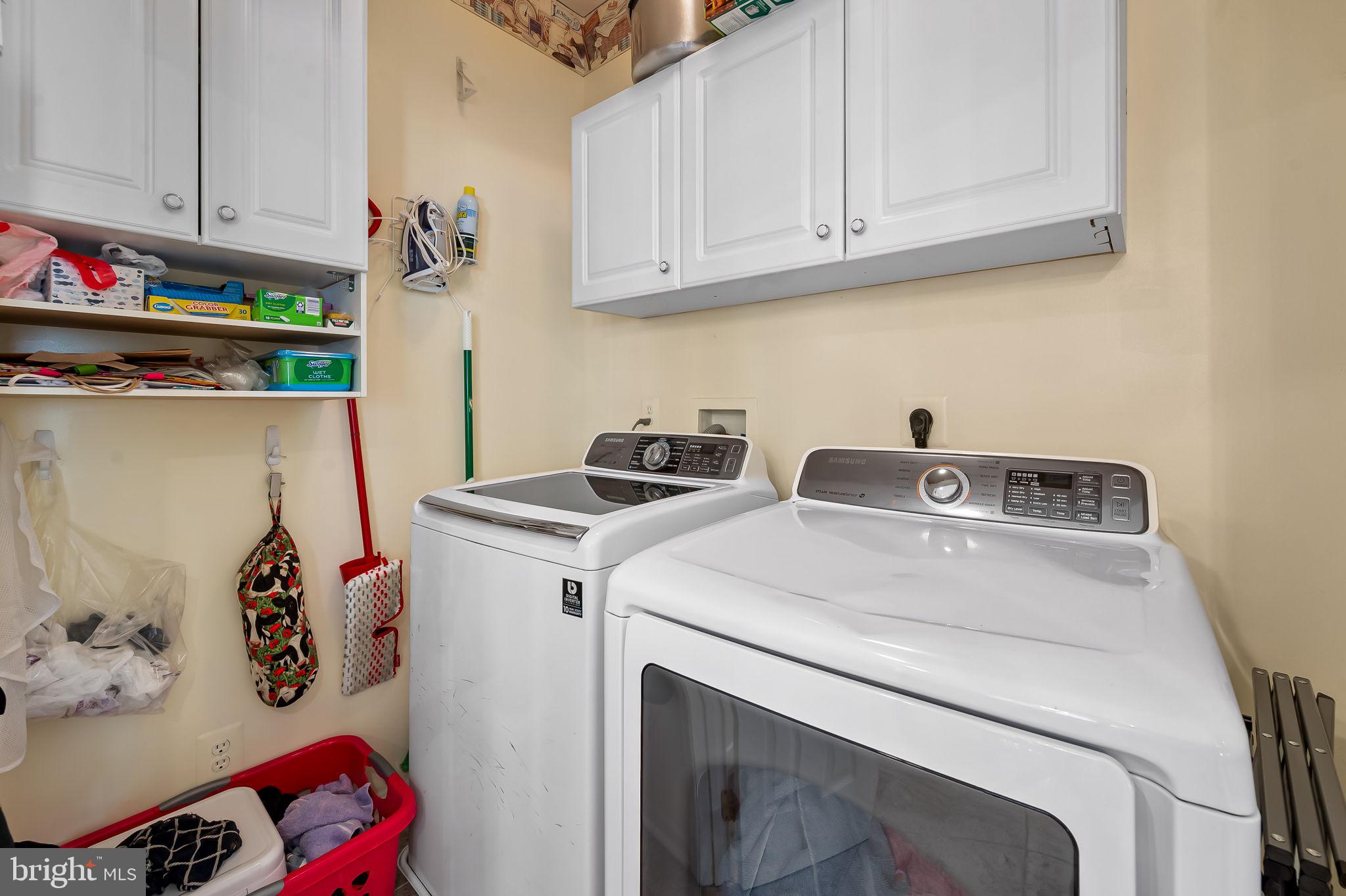 DEER SPRING - Residential Lease