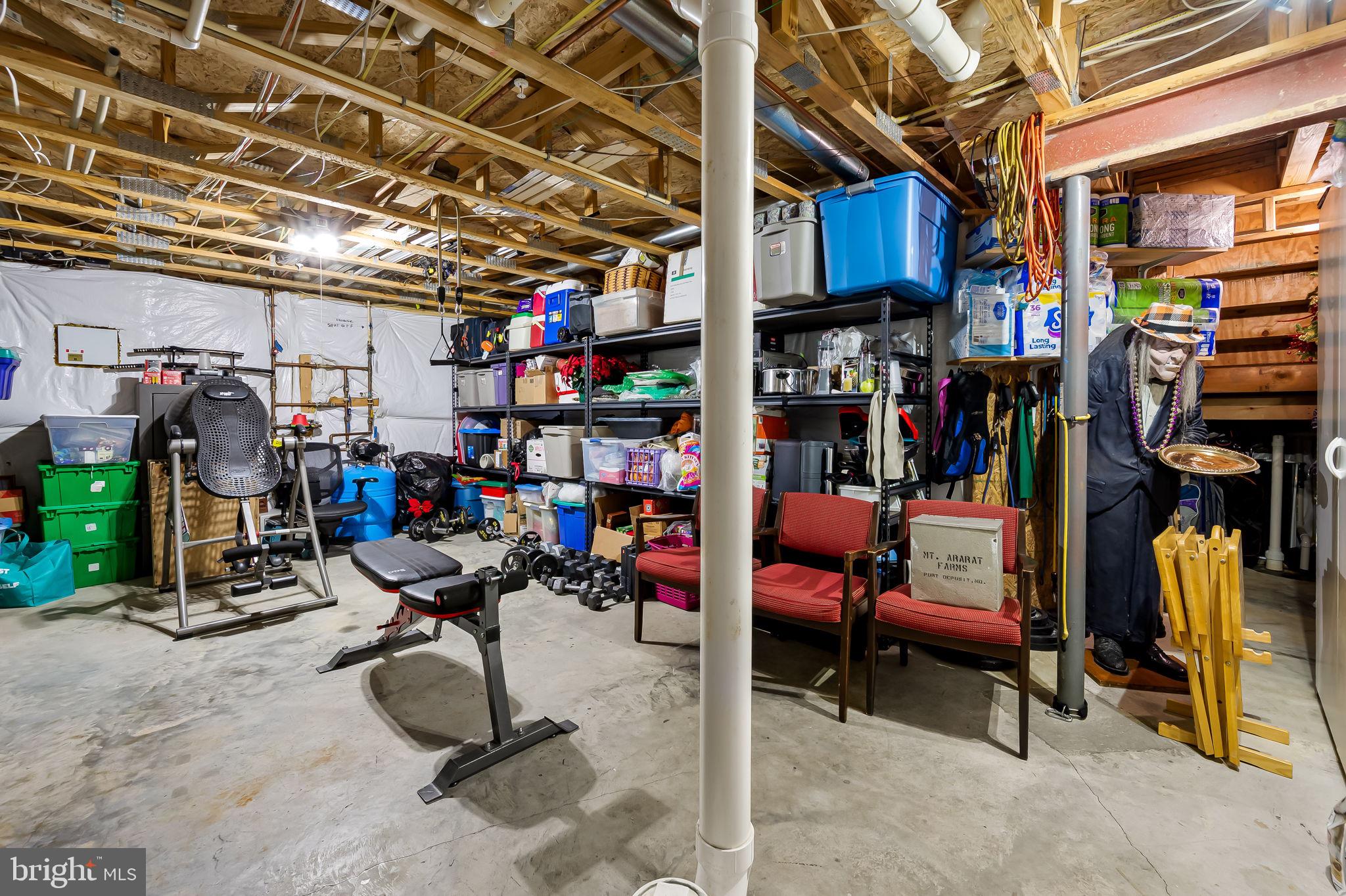 DEER SPRING - Residential Lease