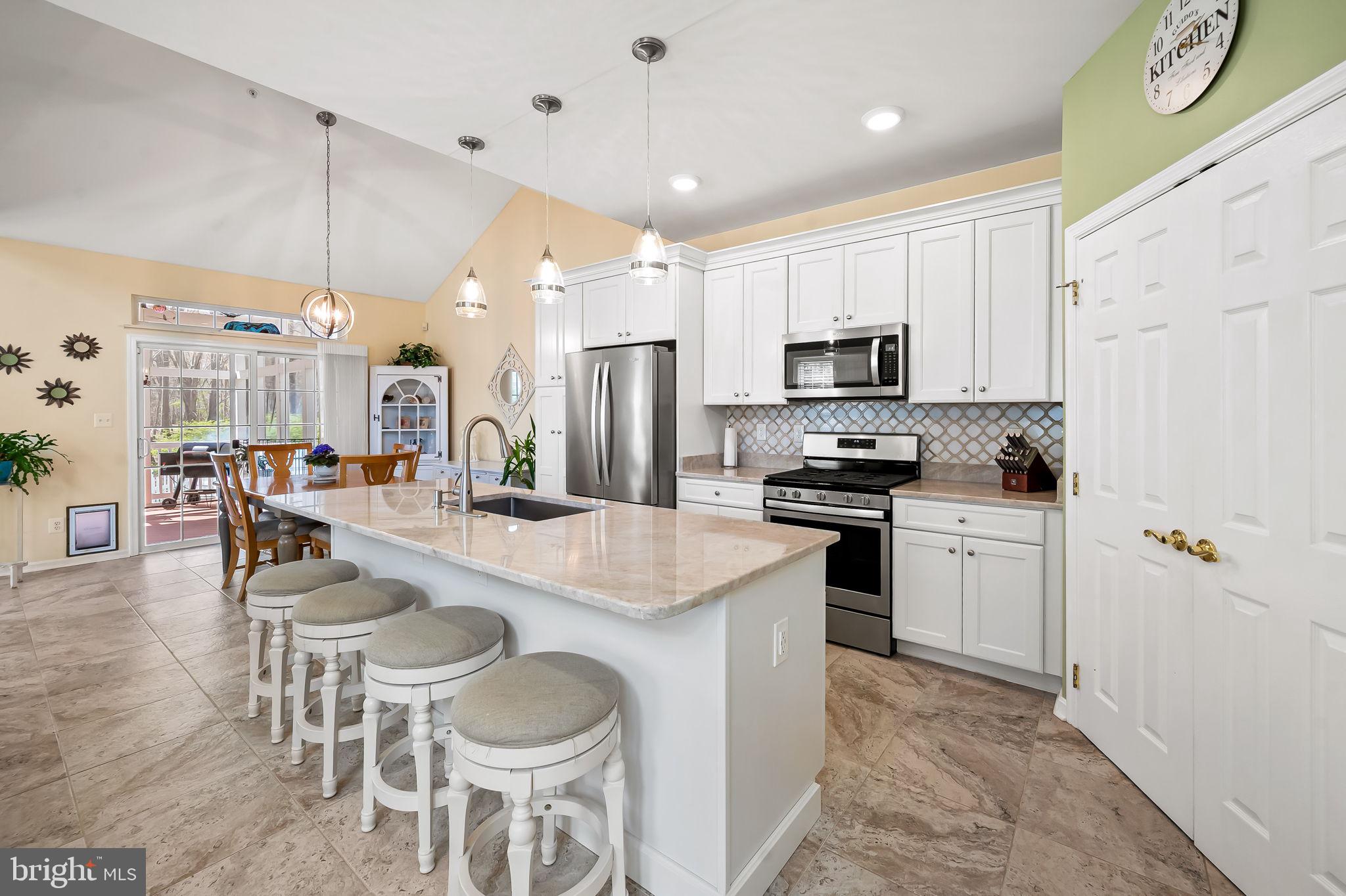 DEER SPRING - Residential Lease