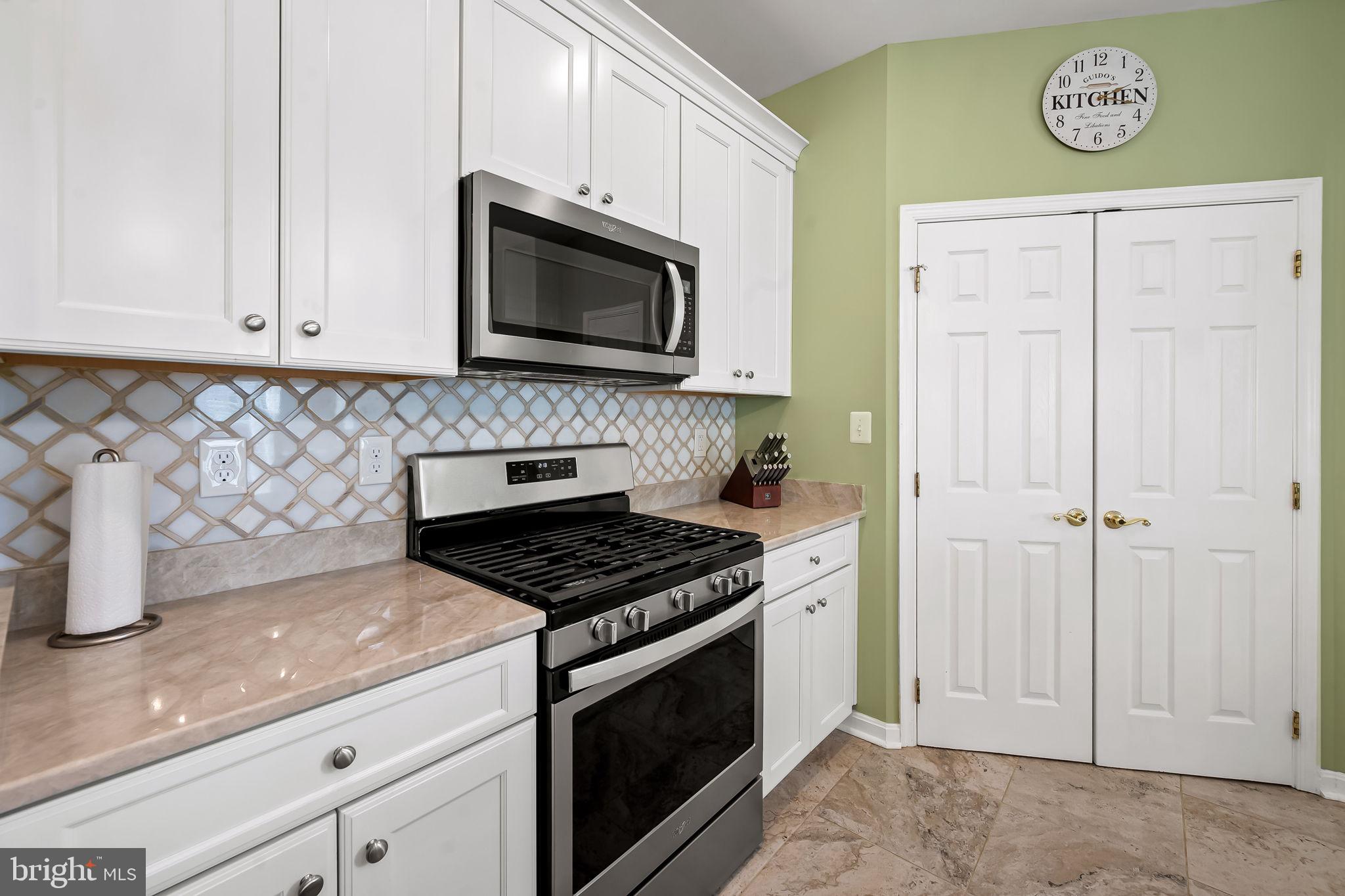 DEER SPRING - Residential Lease