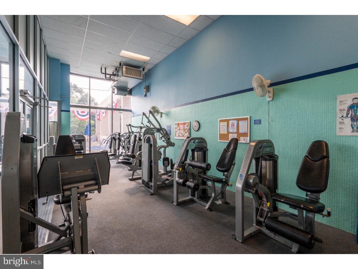 FAIRMOUNT - Residential