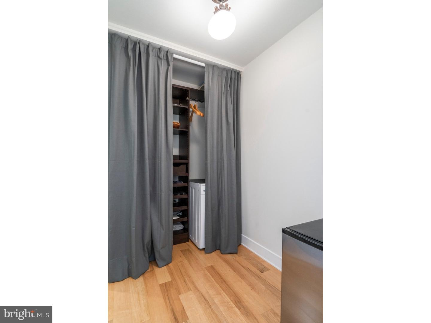 FAIRMOUNT - Residential