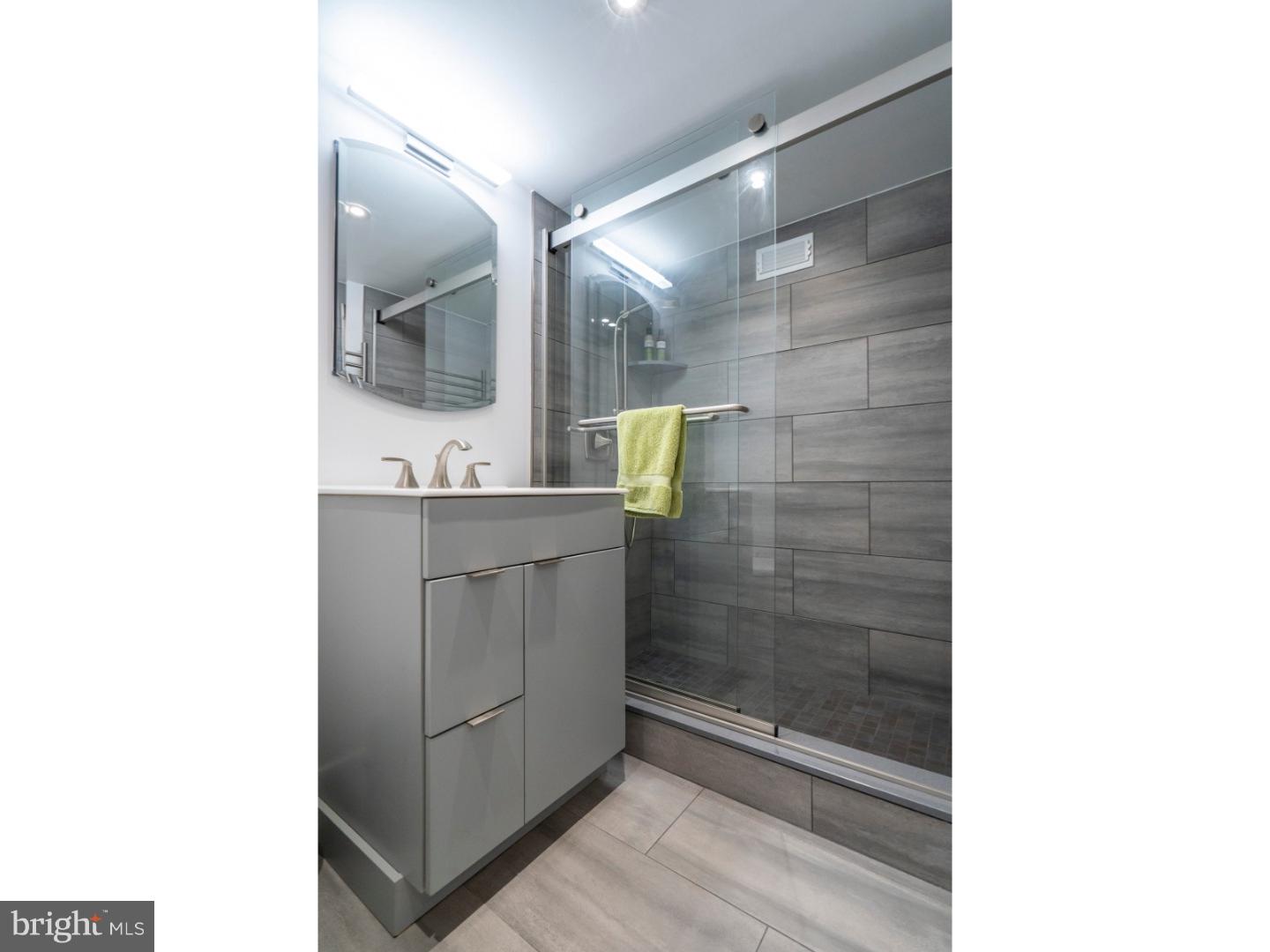 FAIRMOUNT - Residential