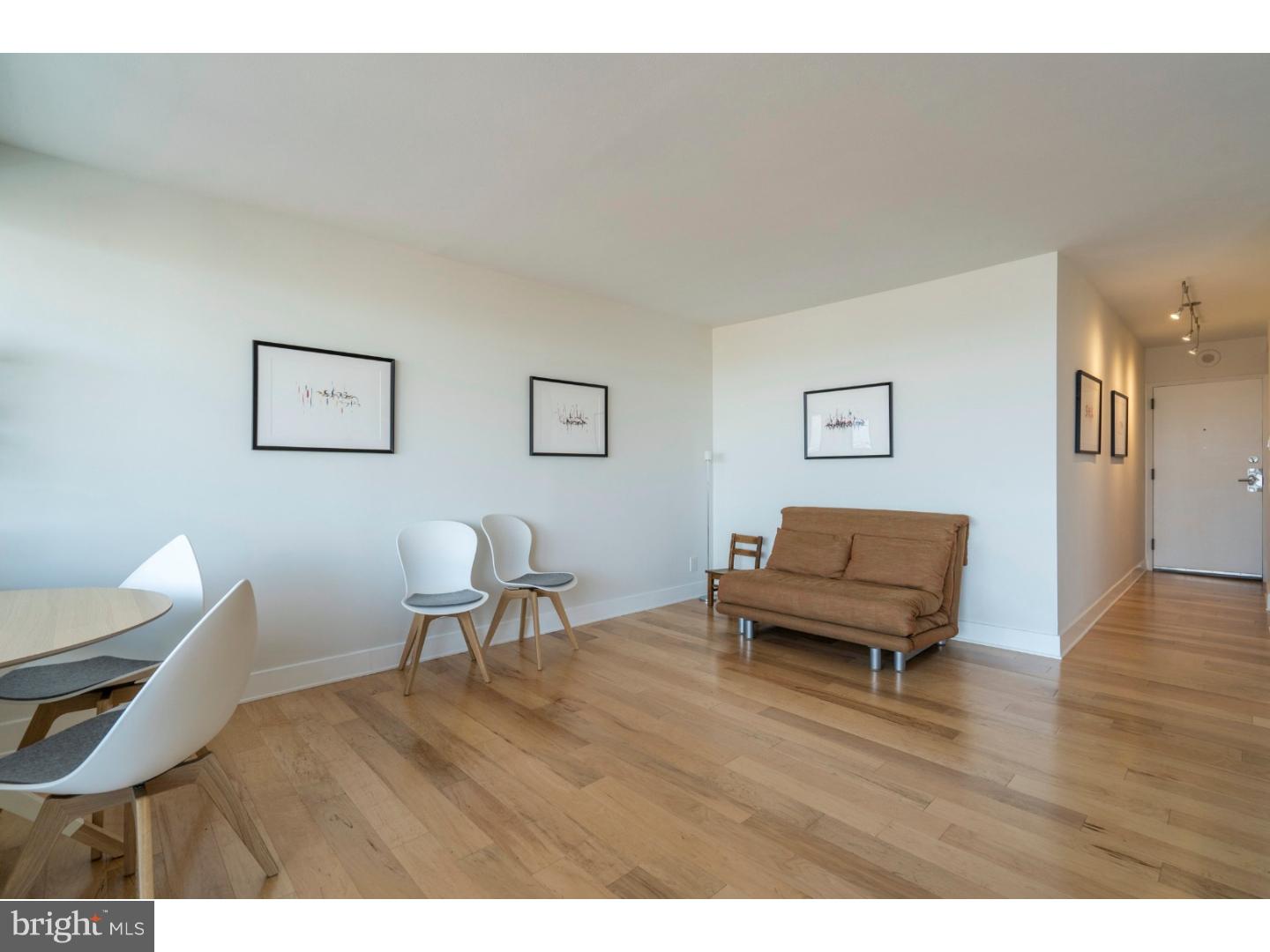 FAIRMOUNT - Residential