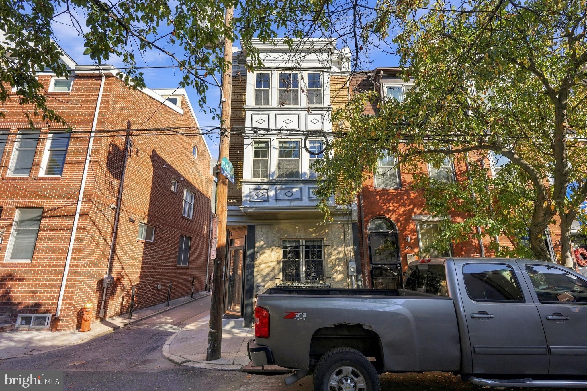 859 N LAWRENCE STREET