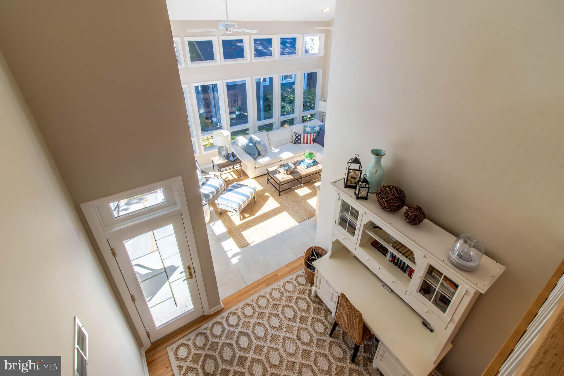 COUNTRY CLUB ESTATES - Residential