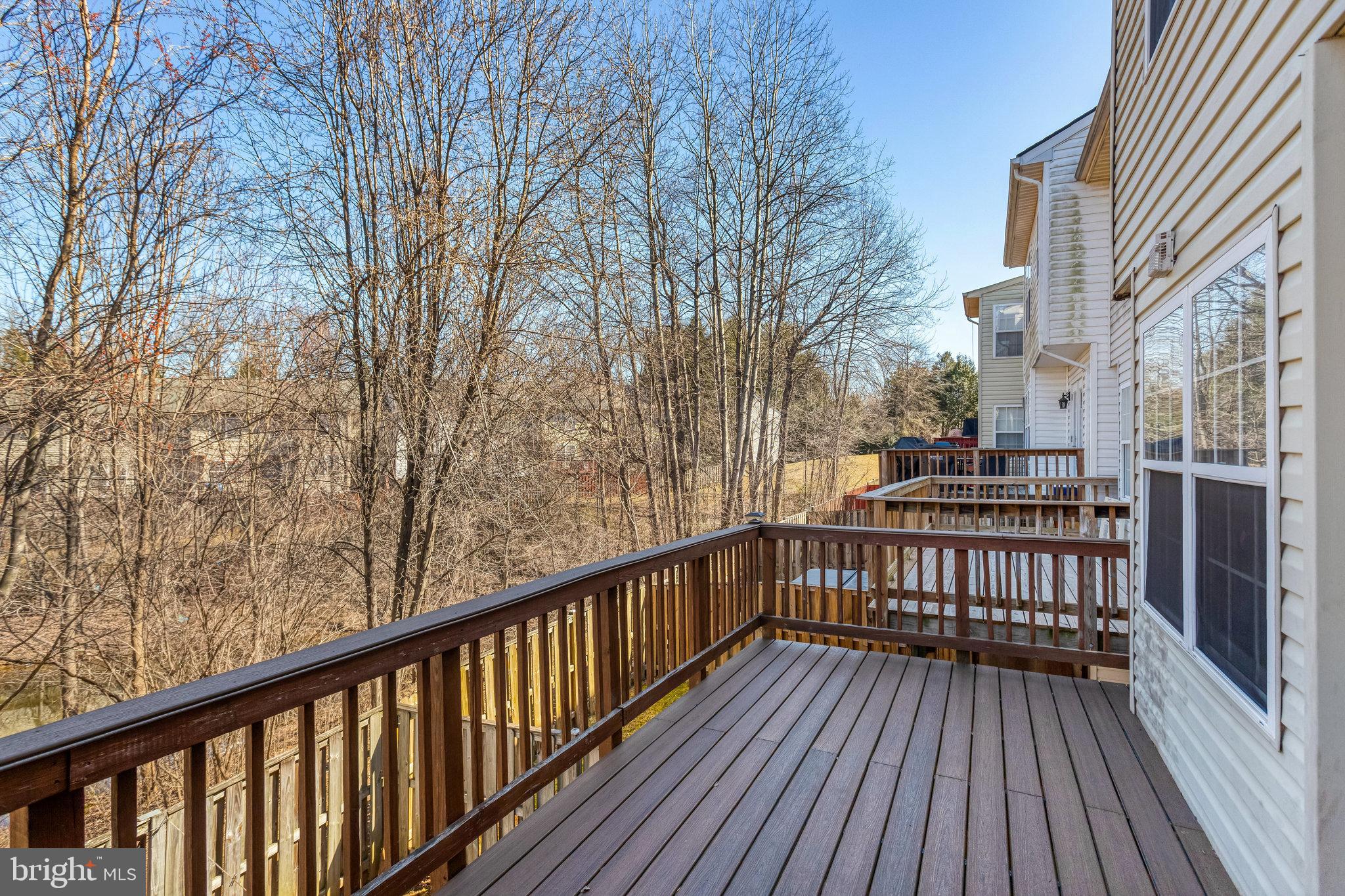 LAKECREST - Residential Lease